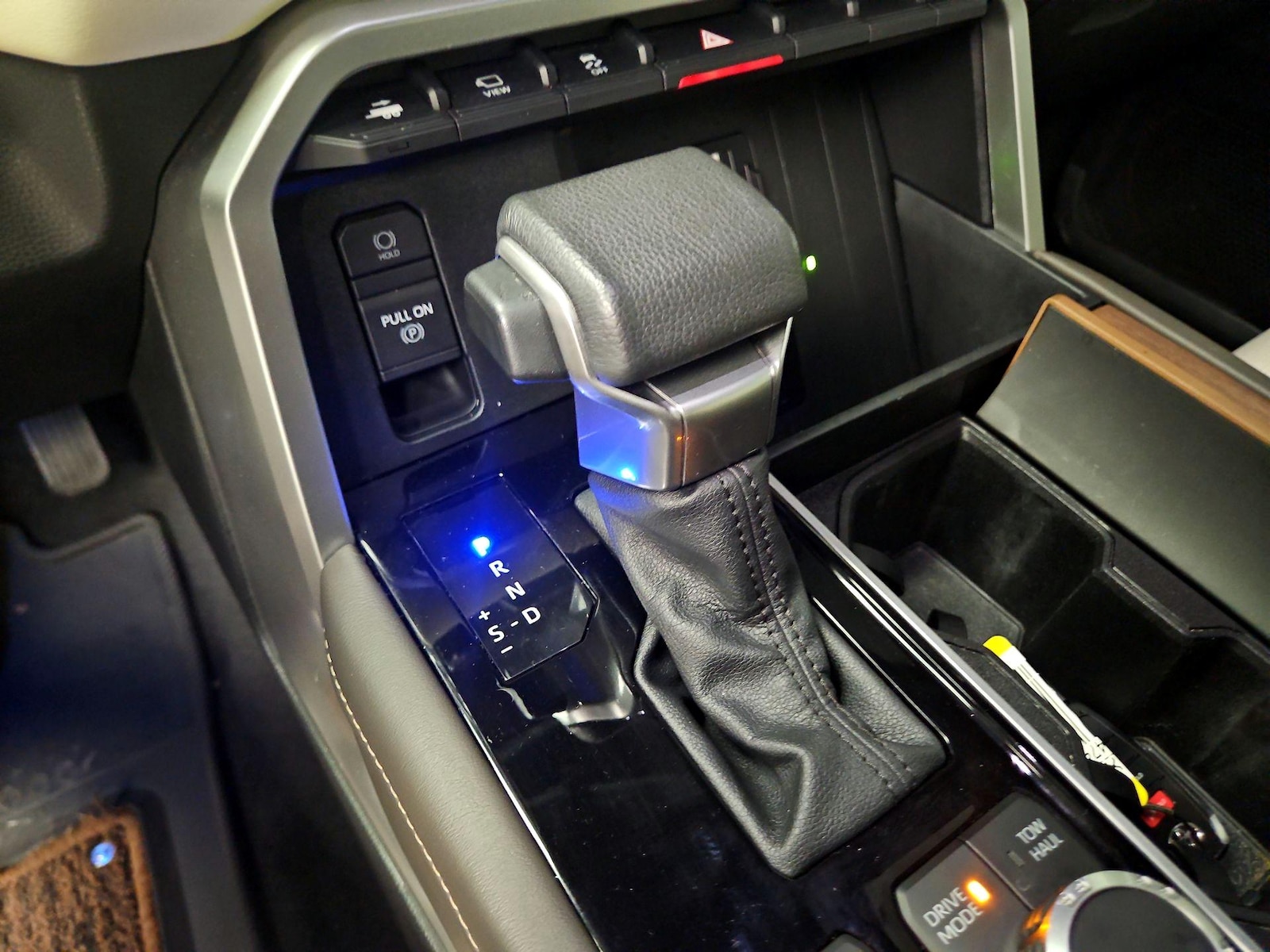2024 Toyota Tundra 1794 Edition - Photo 18