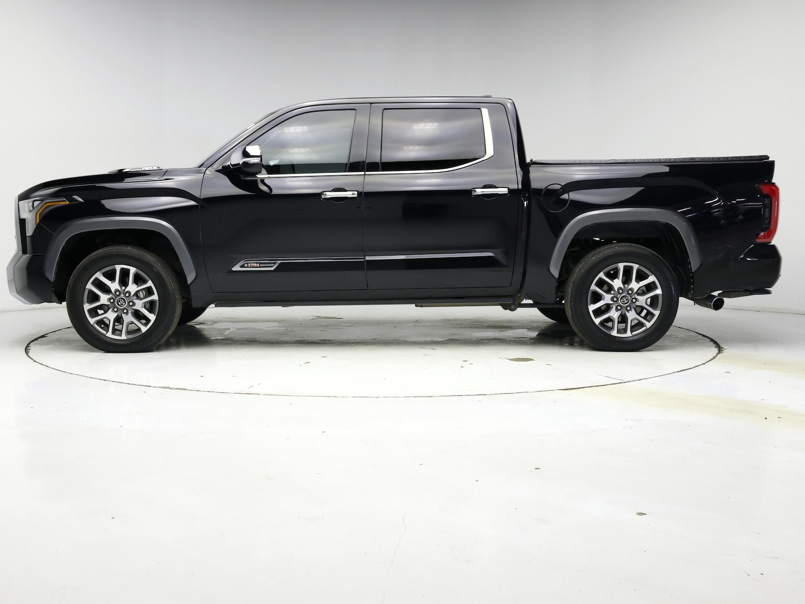 2024 Toyota Tundra 1794 Edition - Photo 4