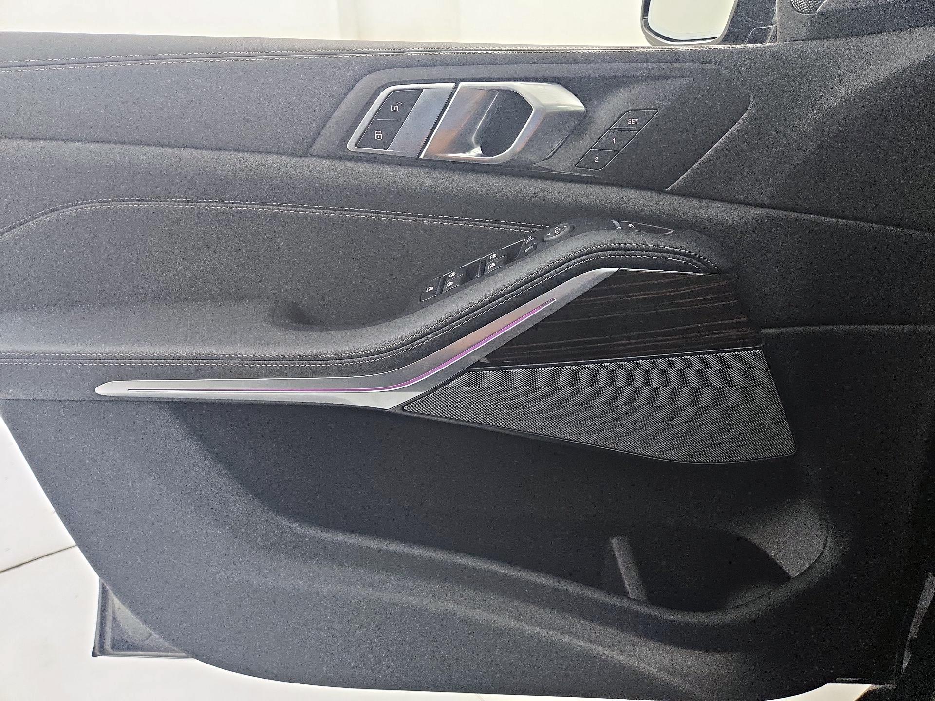 Thumbnail: 2025 BMW X5 - 12