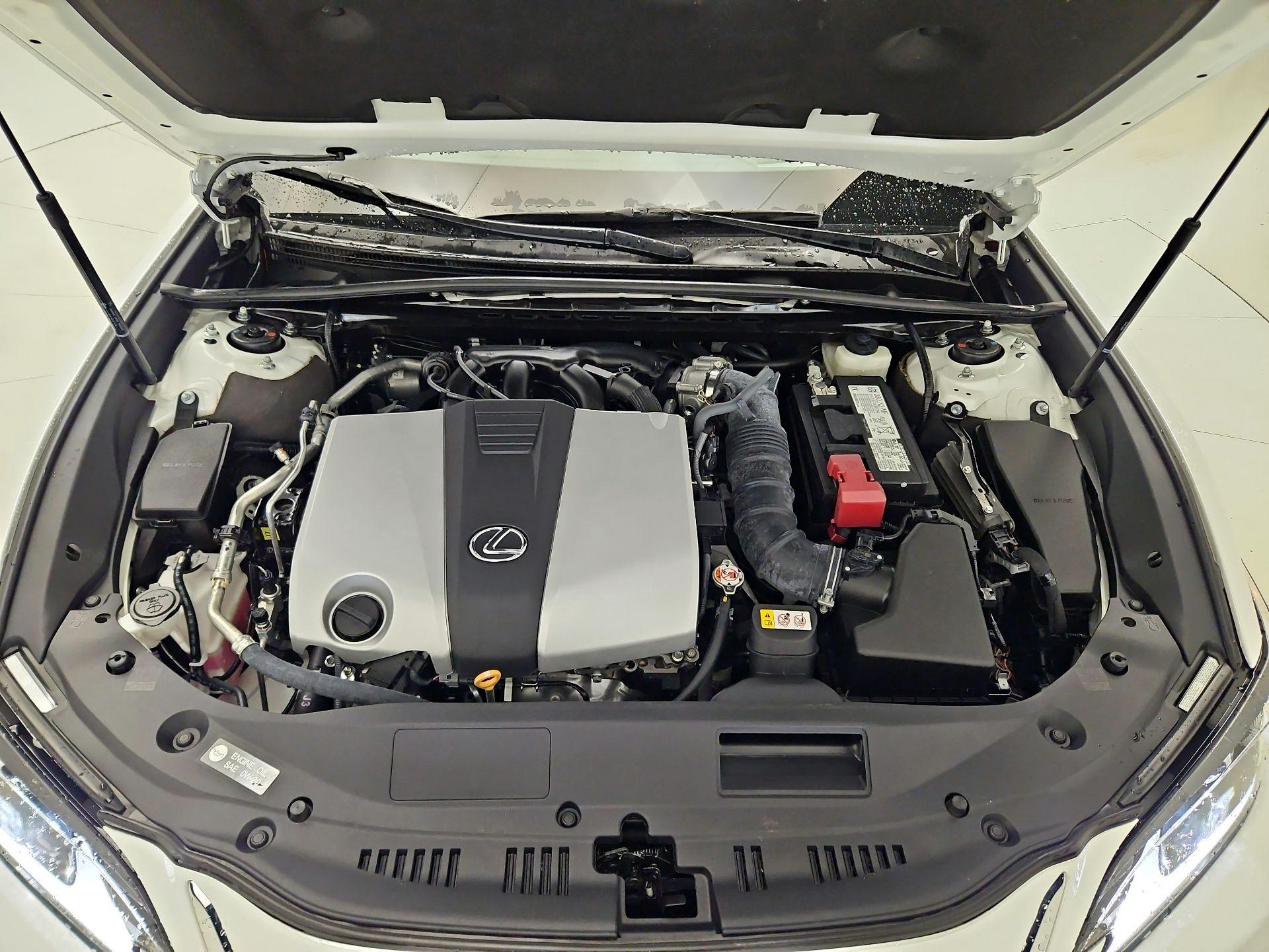 Thumbnail: 2024 Lexus ES - 20