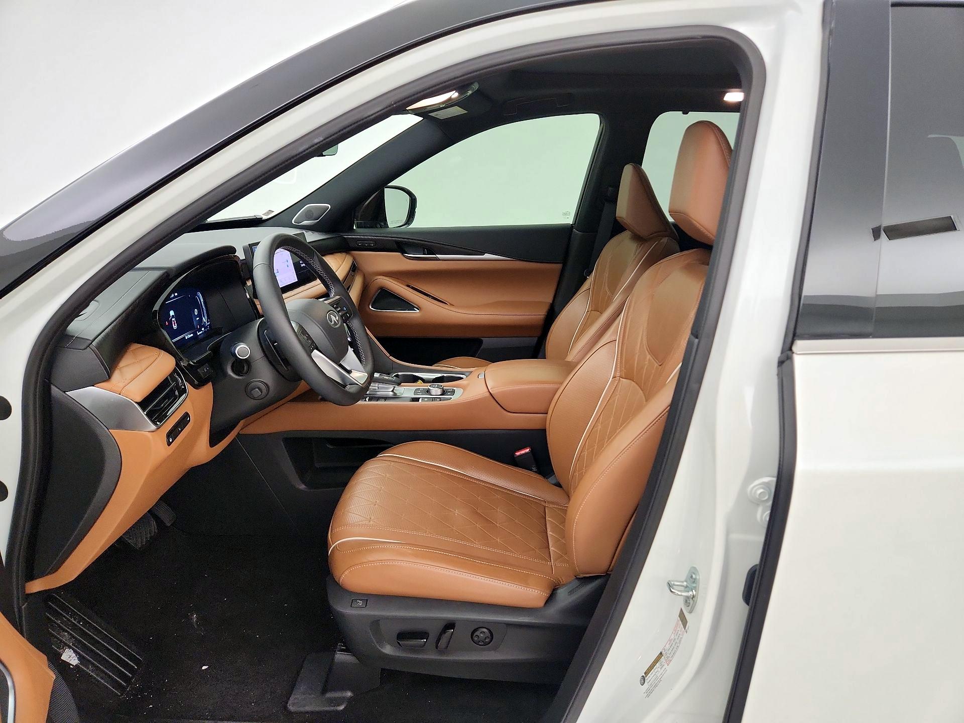Thumbnail: 2025 INFINITI QX60 - 9