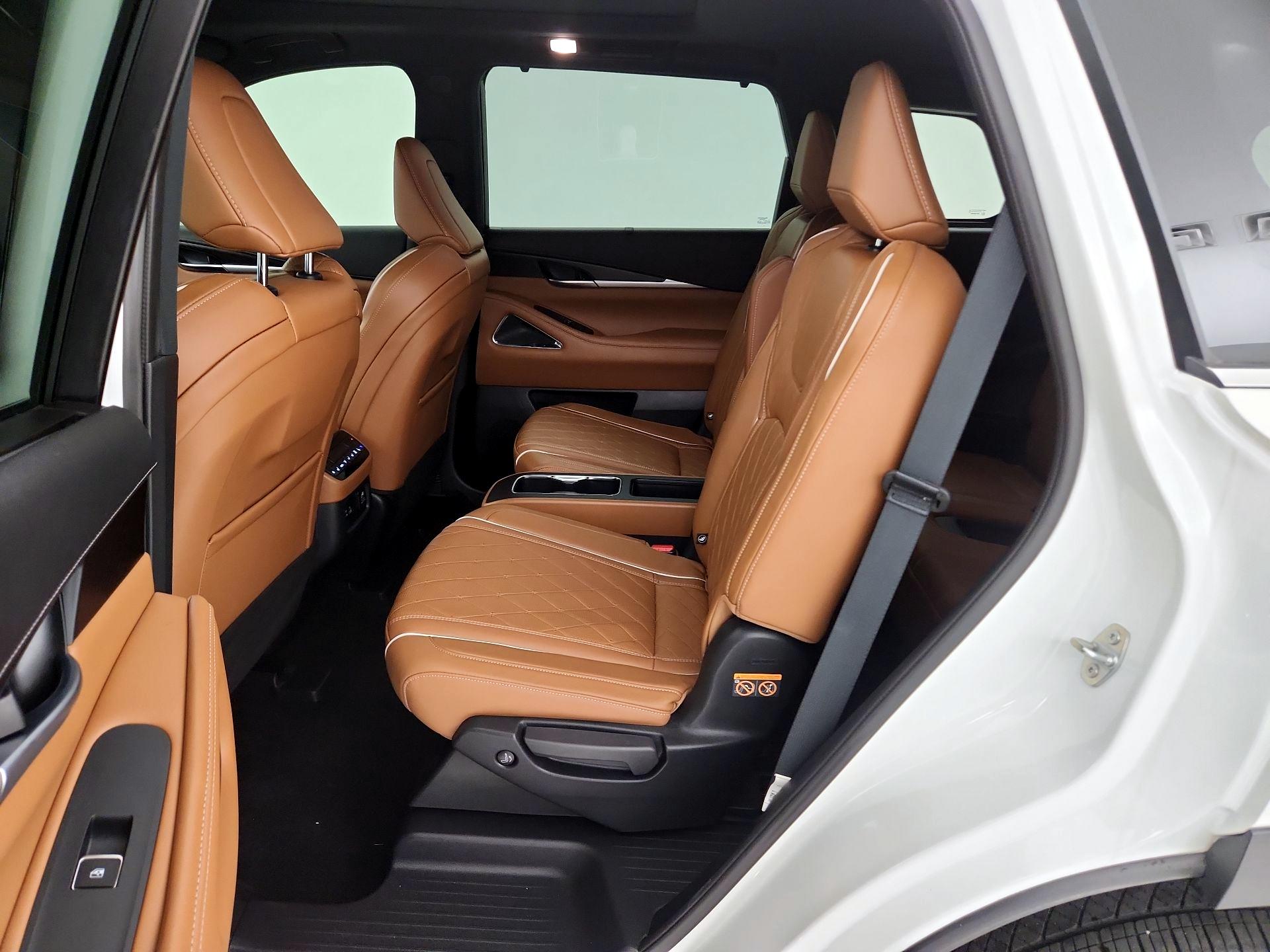 Thumbnail: 2025 INFINITI QX60 - 19