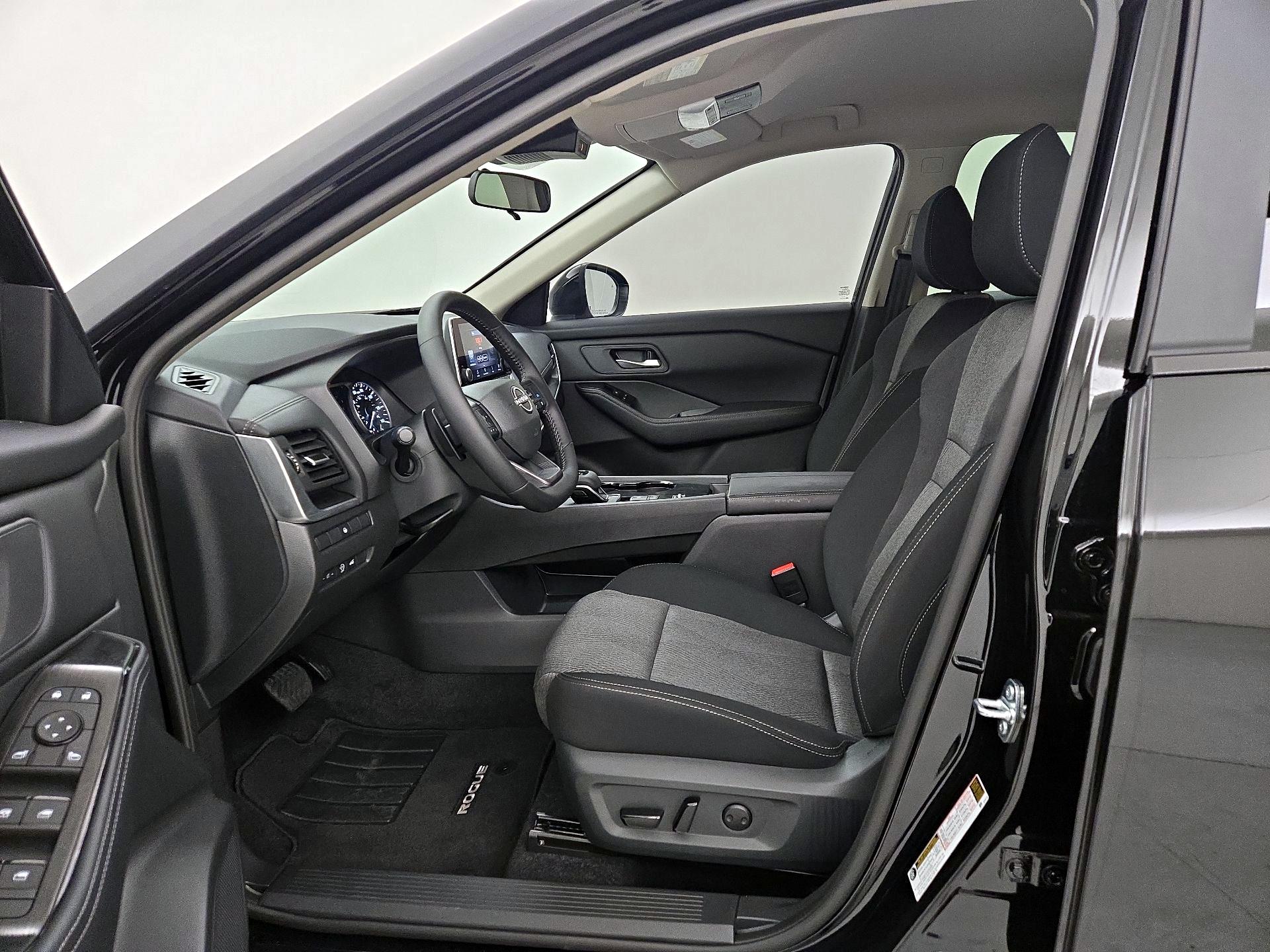 Thumbnail: 2026 Nissan Rogue - 11