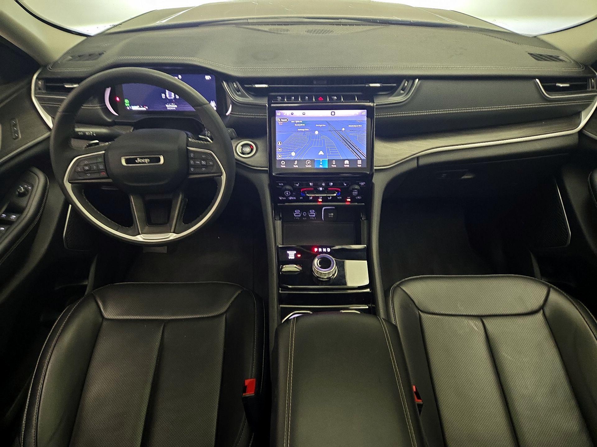 Thumbnail: 2023 Jeep Grand Cherokee - 9