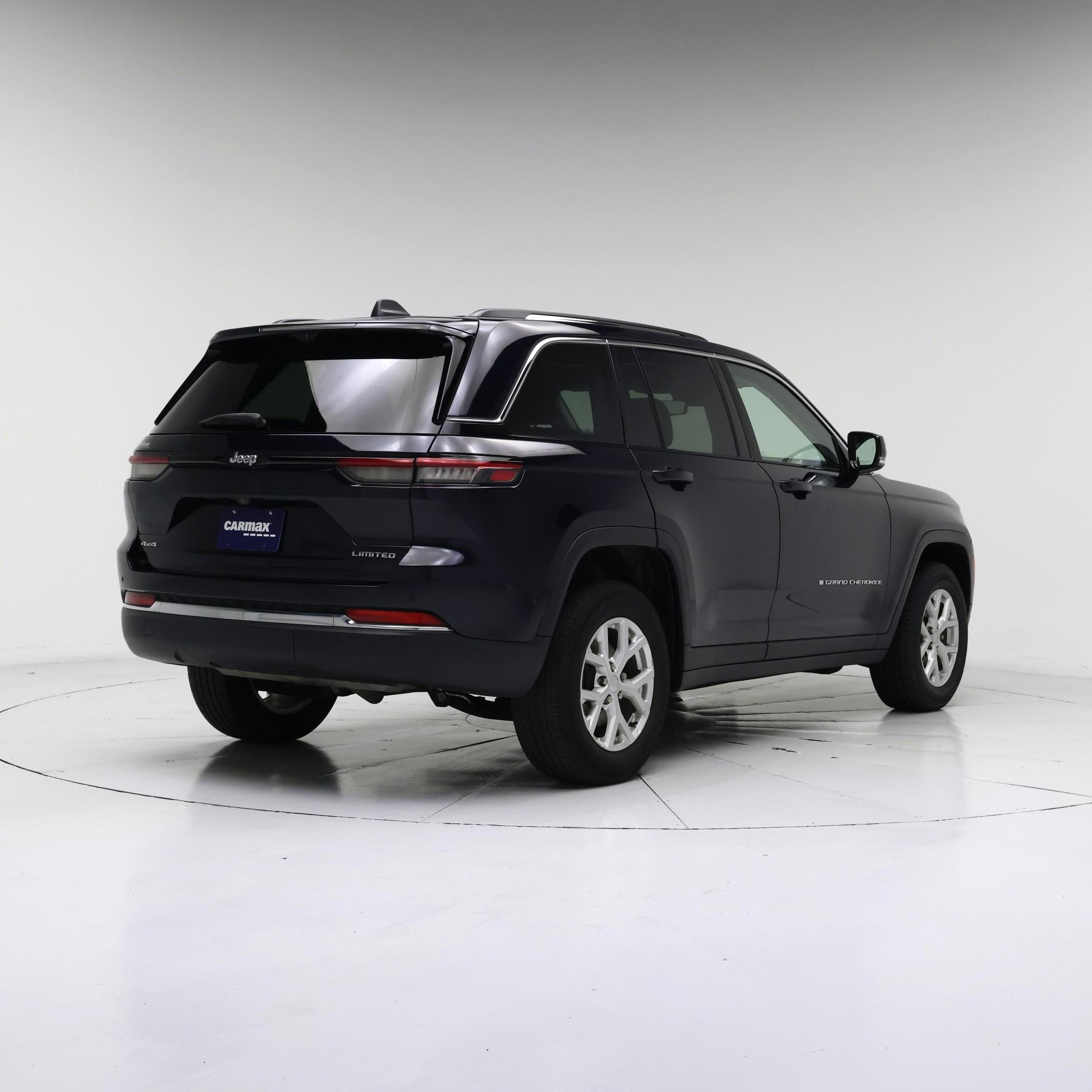 Thumbnail: 2023 Jeep Grand Cherokee - 8