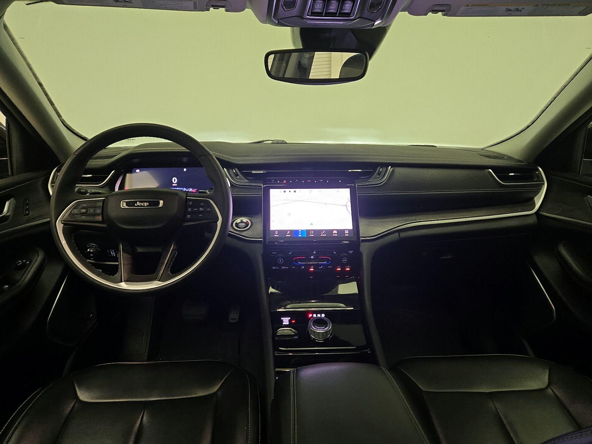 Thumbnail: 2023 Jeep Grand Cherokee - 9