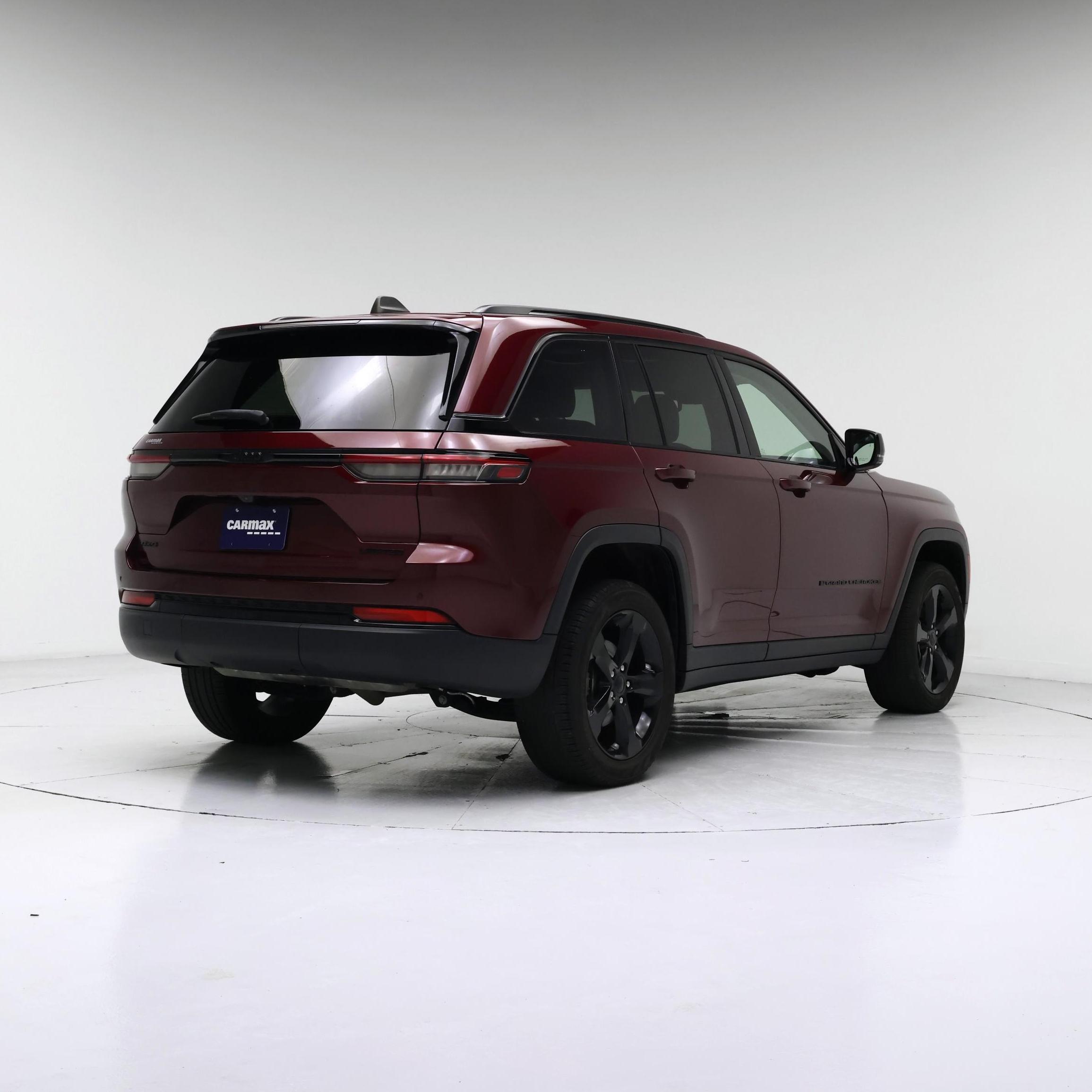 Thumbnail: 2023 Jeep Grand Cherokee - 8