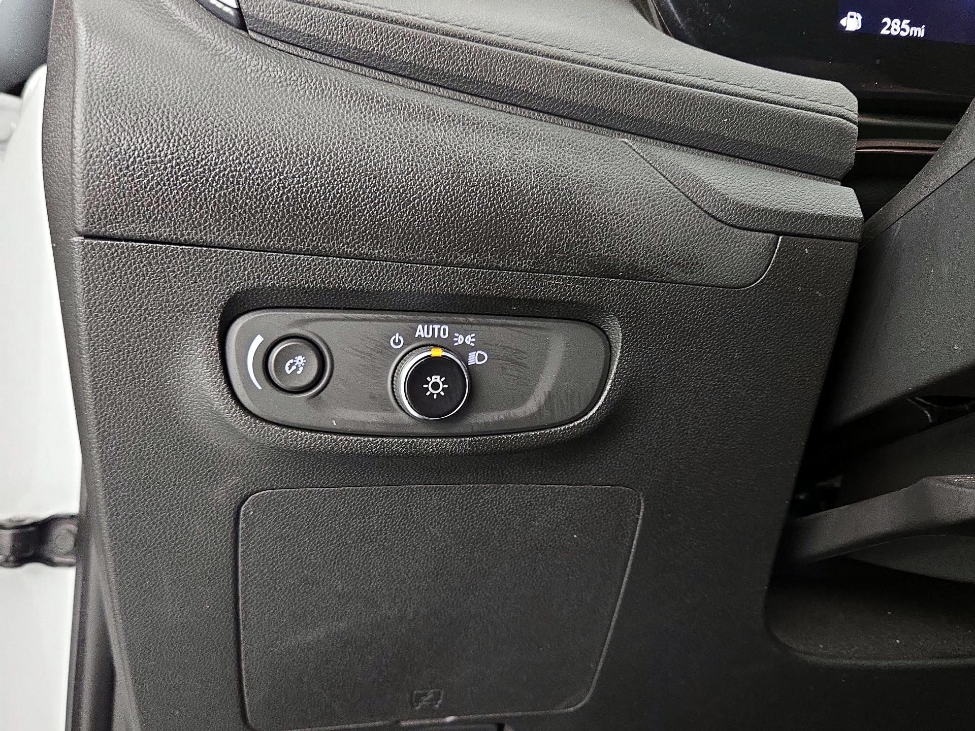 Thumbnail: 2025 Buick Encore GX - 13