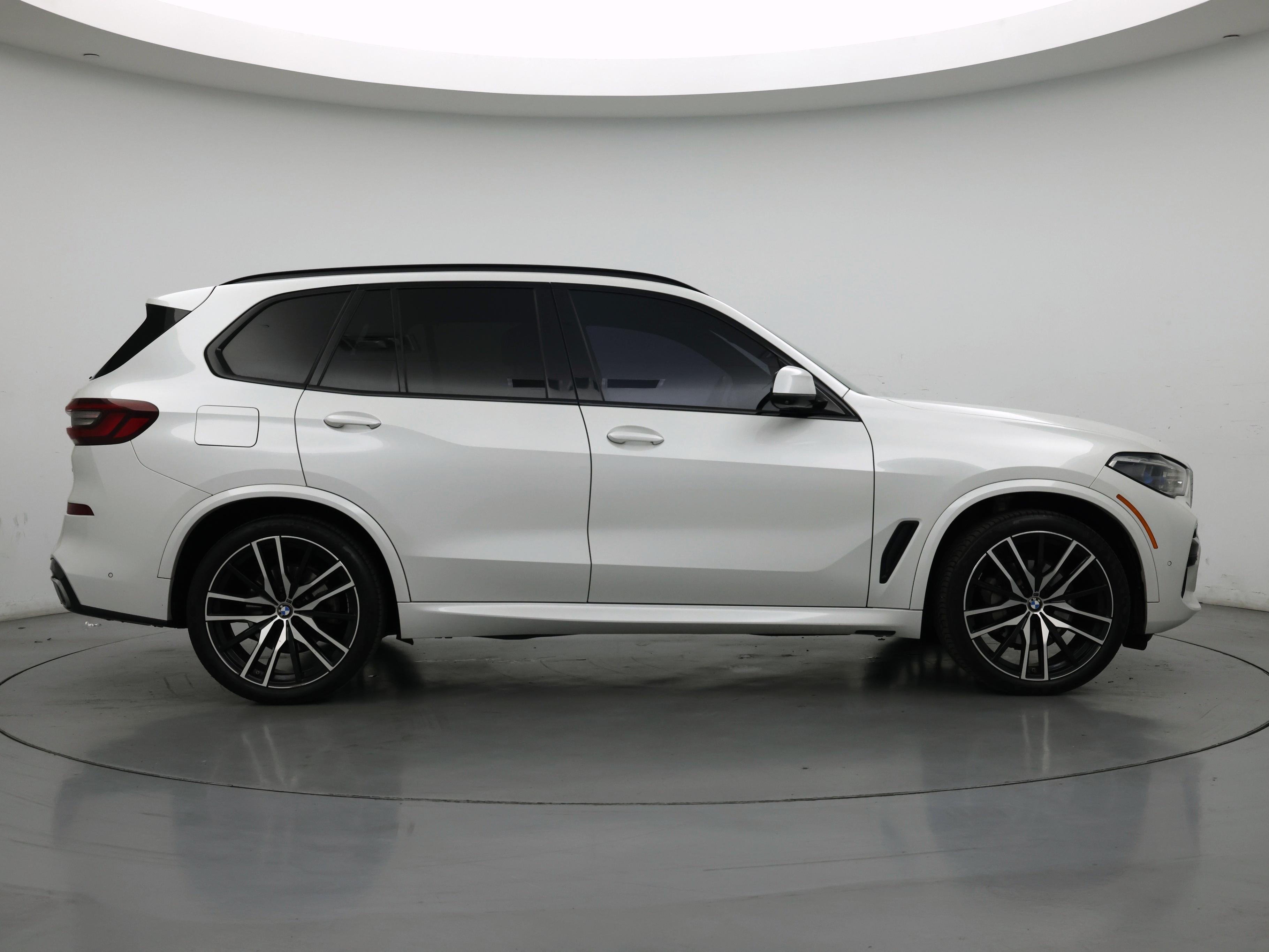 Thumbnail: 2021 BMW X5 - 7
