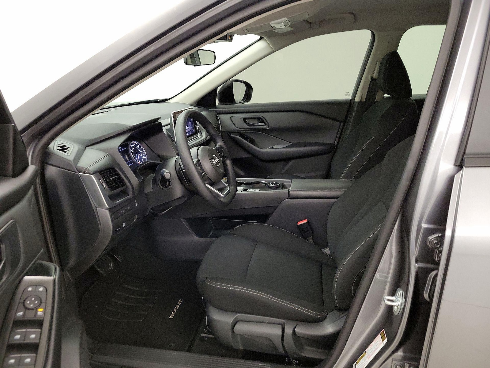2024 Nissan Rogue S - Photo 12