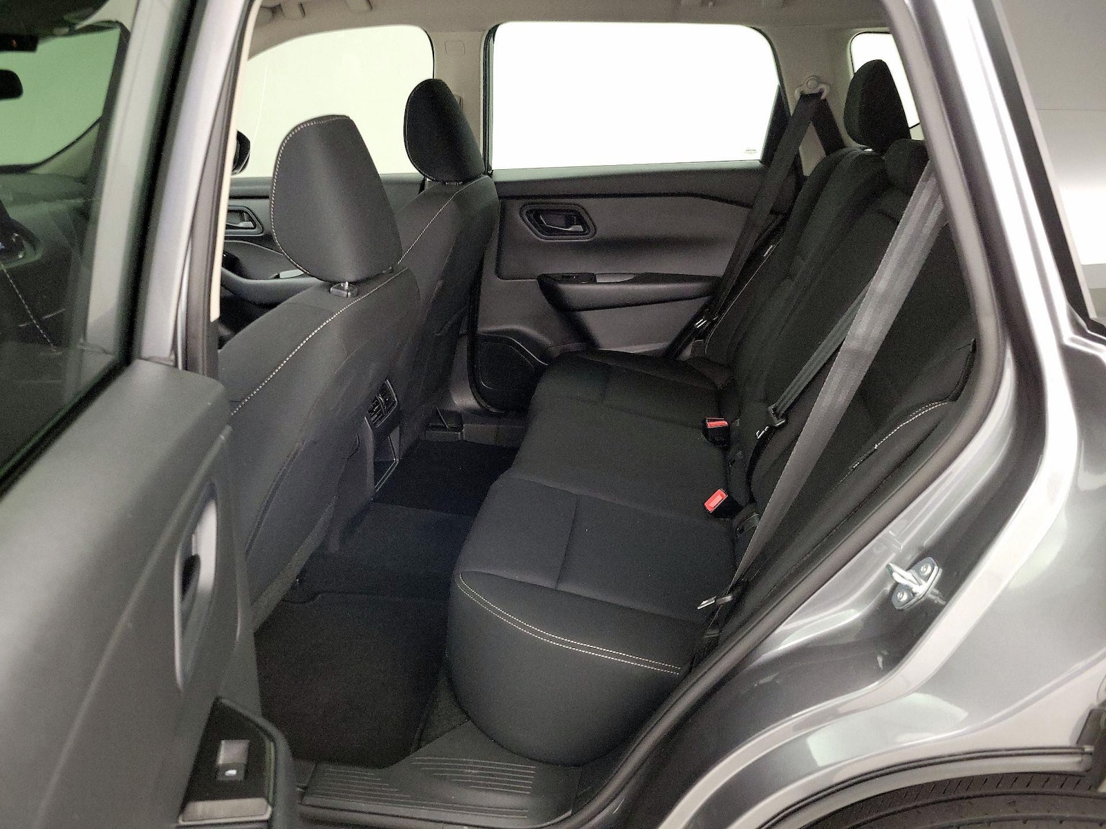 2024 Nissan Rogue S - Photo 20