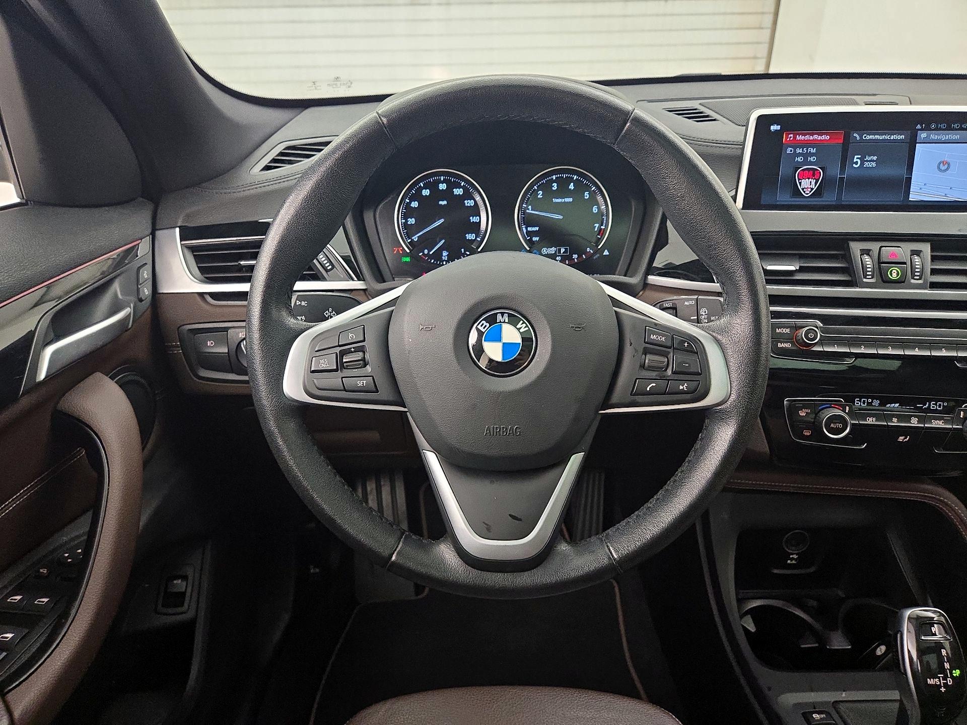 Thumbnail: 2020 BMW X1 - 10