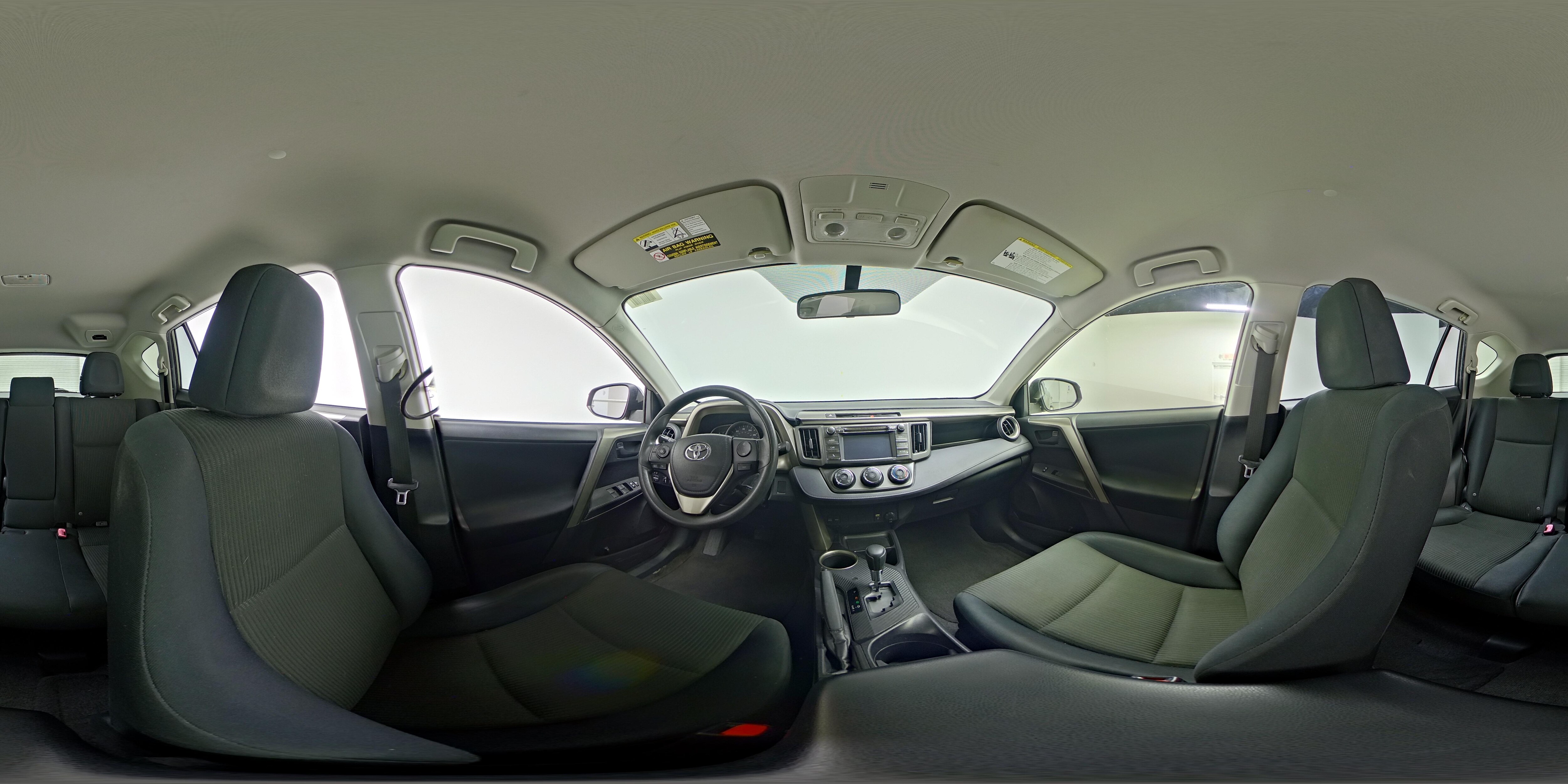2015 Toyota RAV4 LE - Photo 24