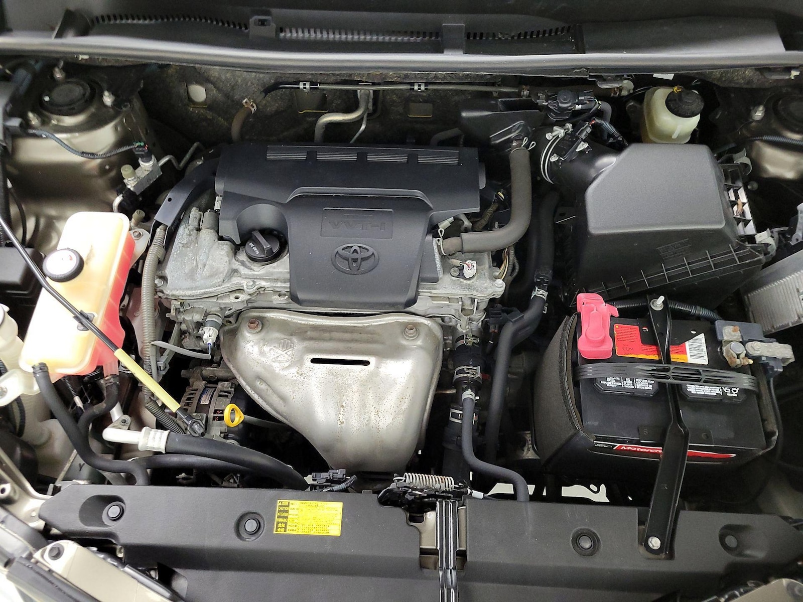 2015 Toyota RAV4 LE - Photo 22