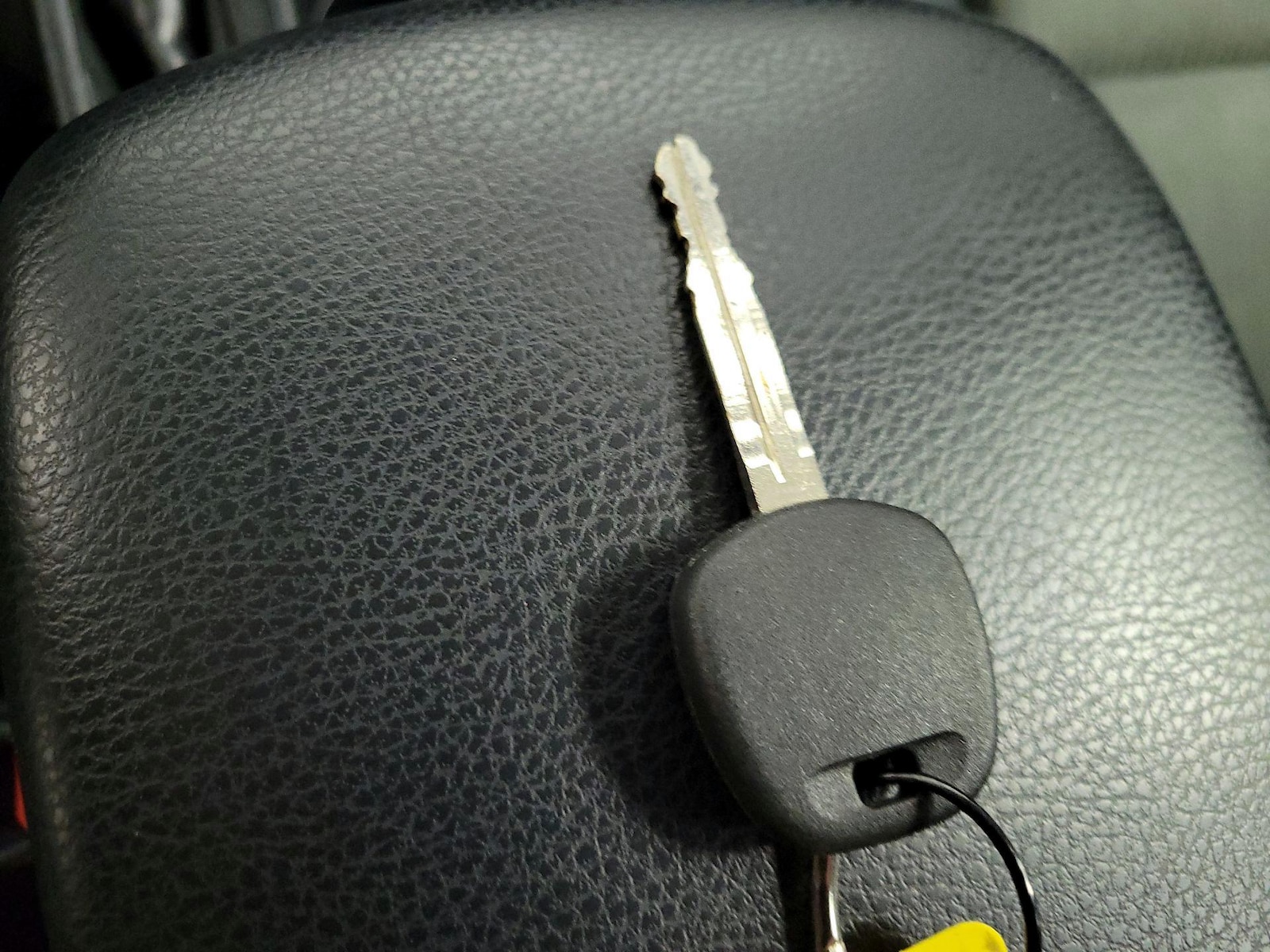 2015 Toyota RAV4 LE - Photo 23