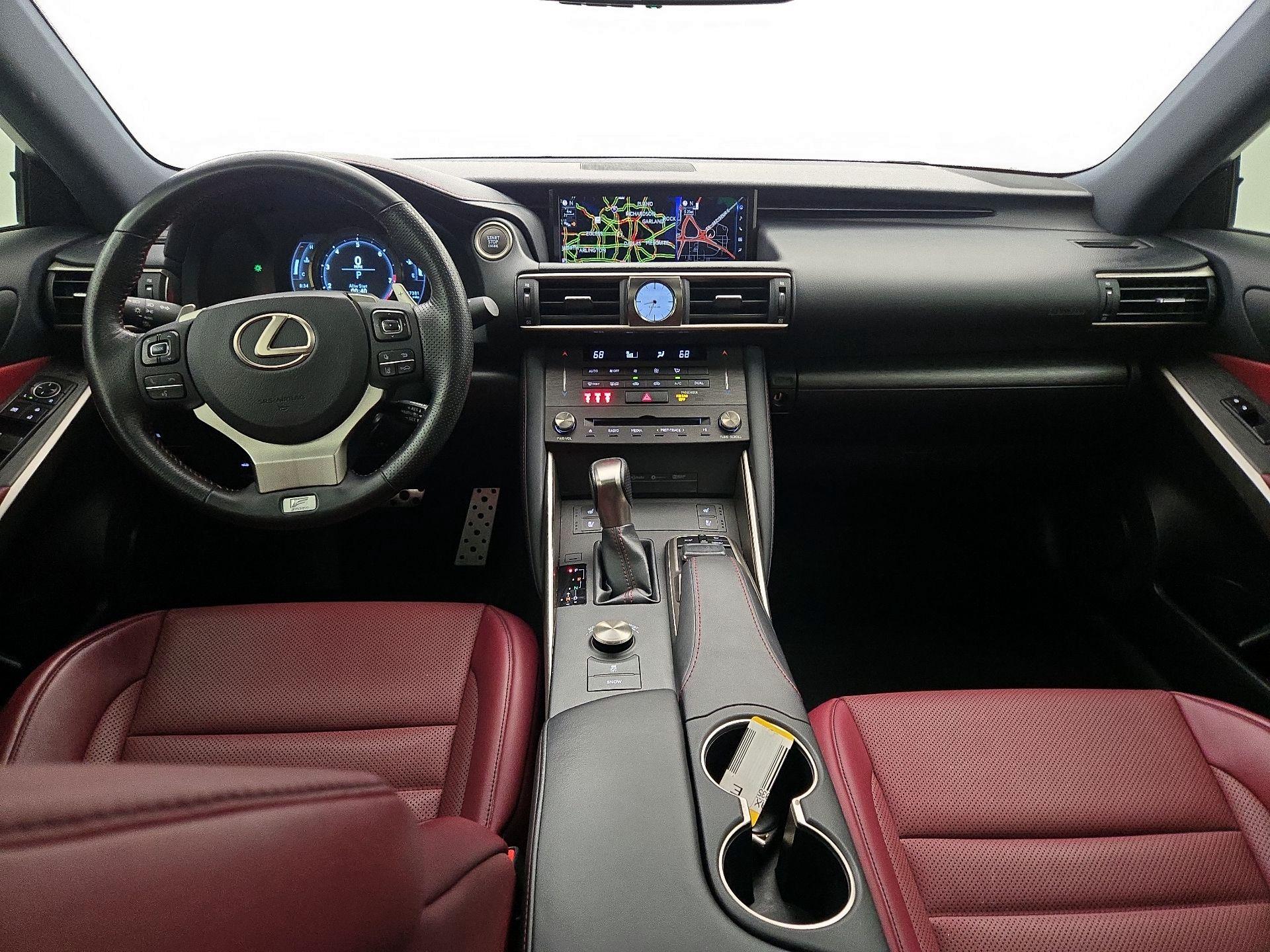 Thumbnail: 2019 Lexus IS - 9