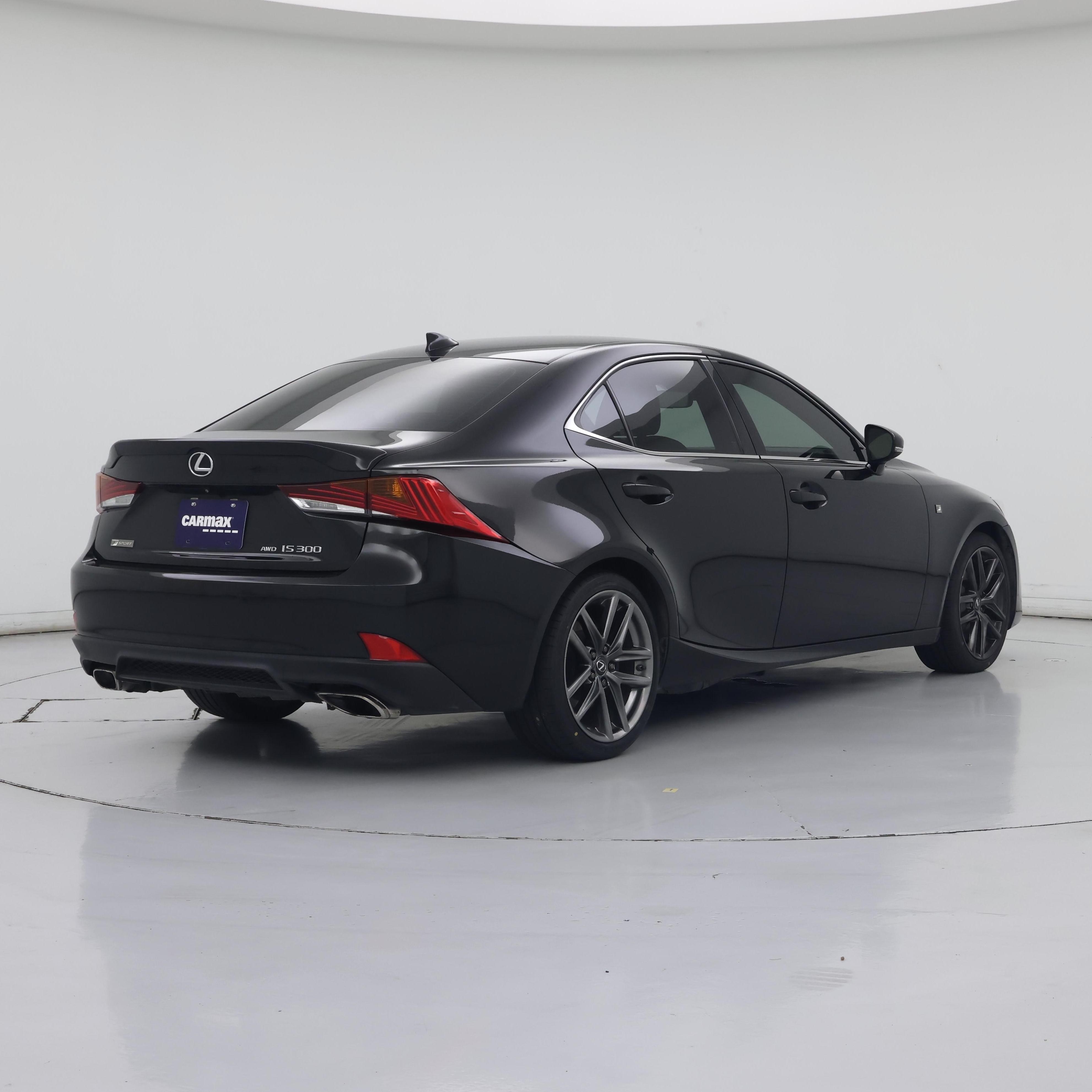 Thumbnail: 2019 Lexus IS - 8