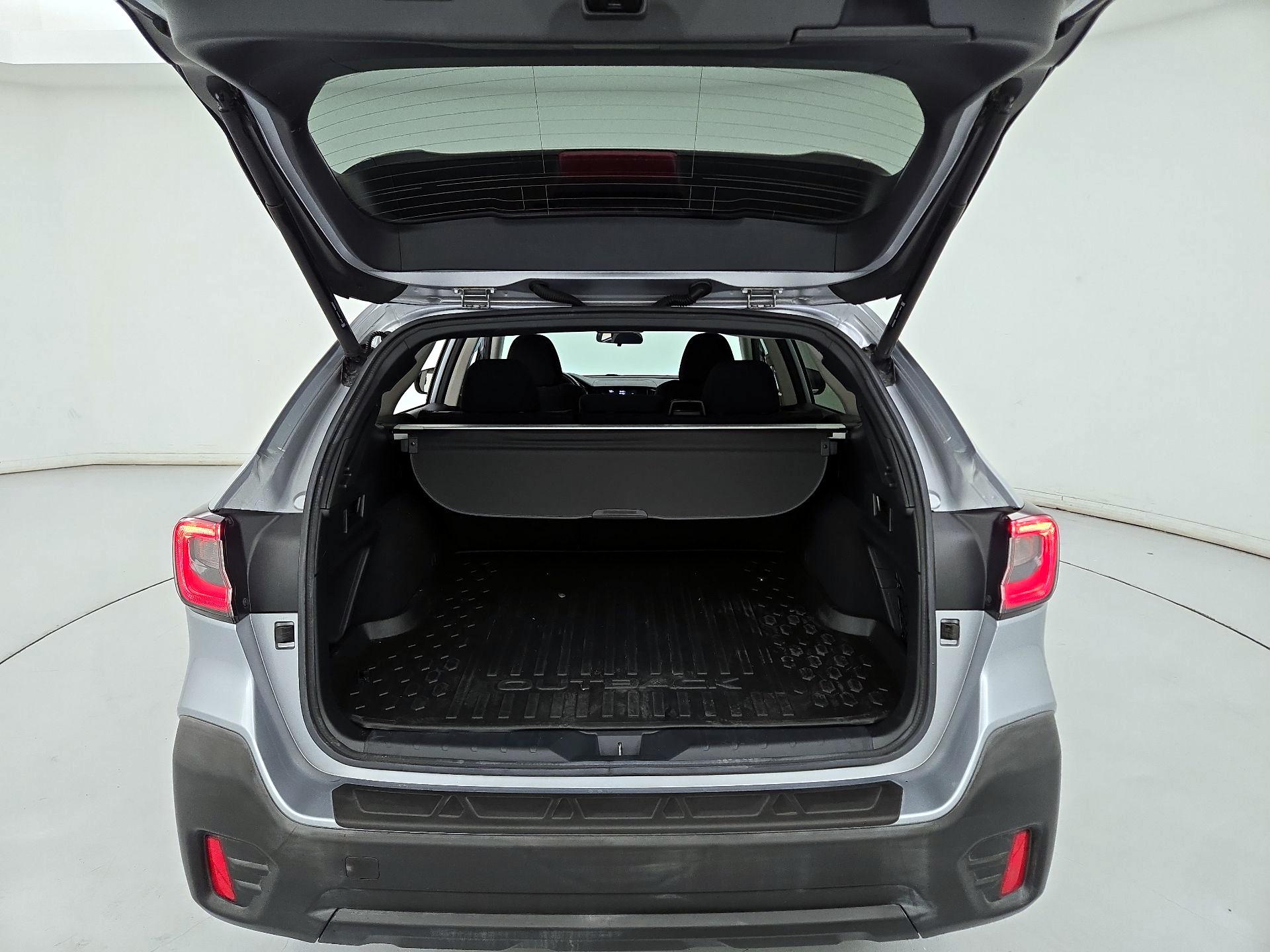 Thumbnail: 2020 Subaru Outback - 20