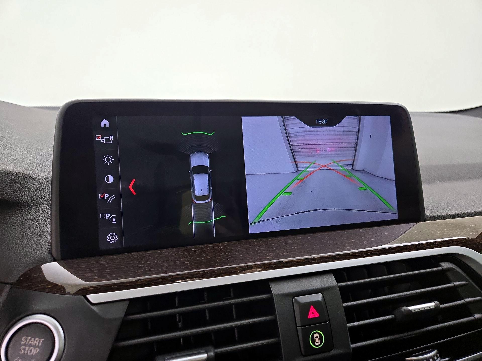 Thumbnail: 2019 BMW X4 - 15