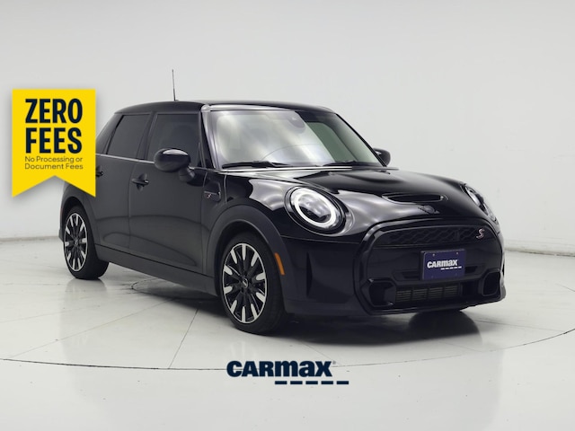 Black 2022 MINI Cooper Hatchback Automatic