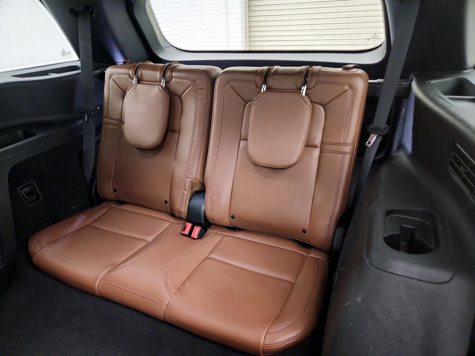 Thumbnail: 2020 Lincoln Aviator - 19