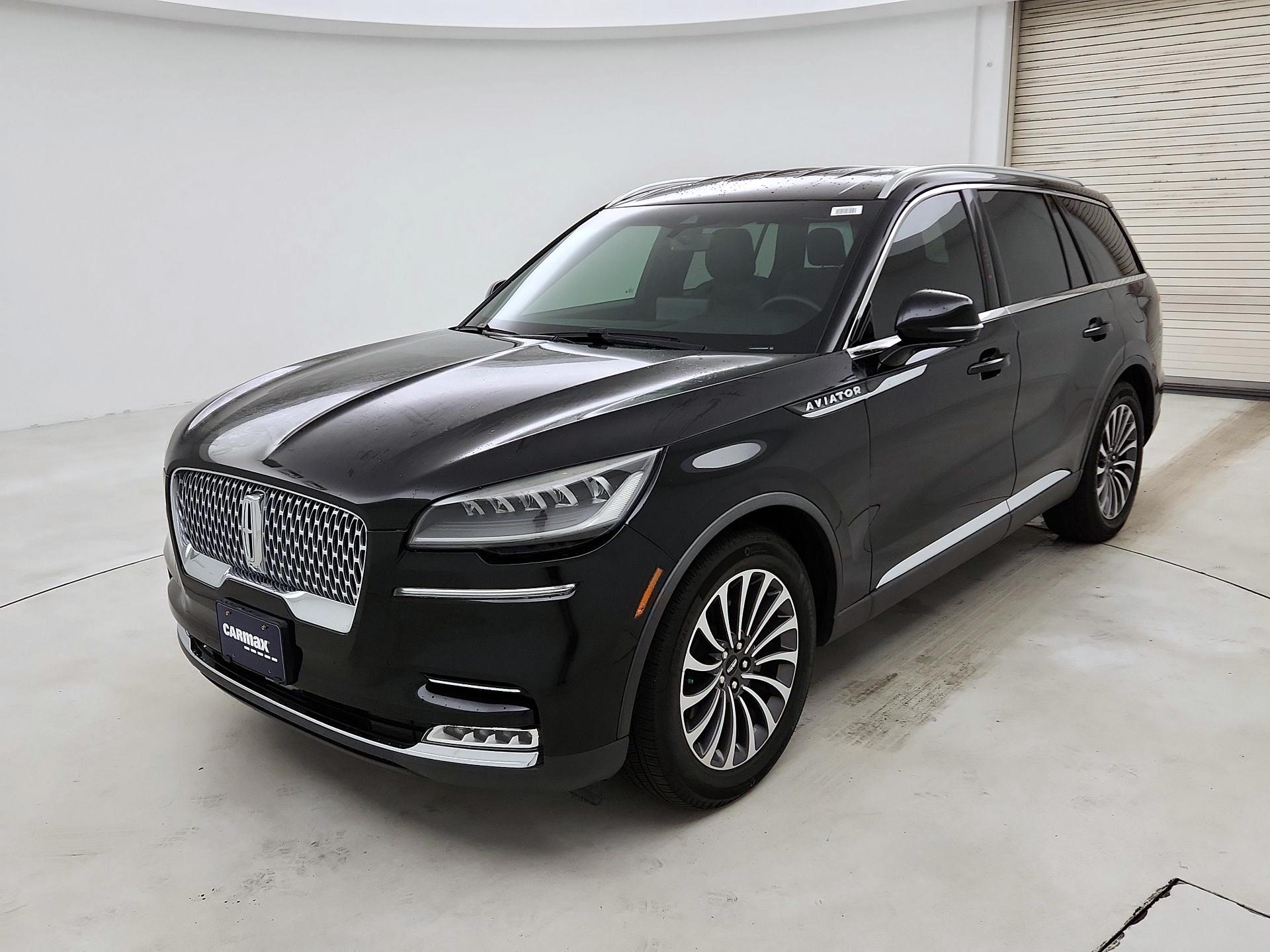 Thumbnail: 2020 Lincoln Aviator - 3