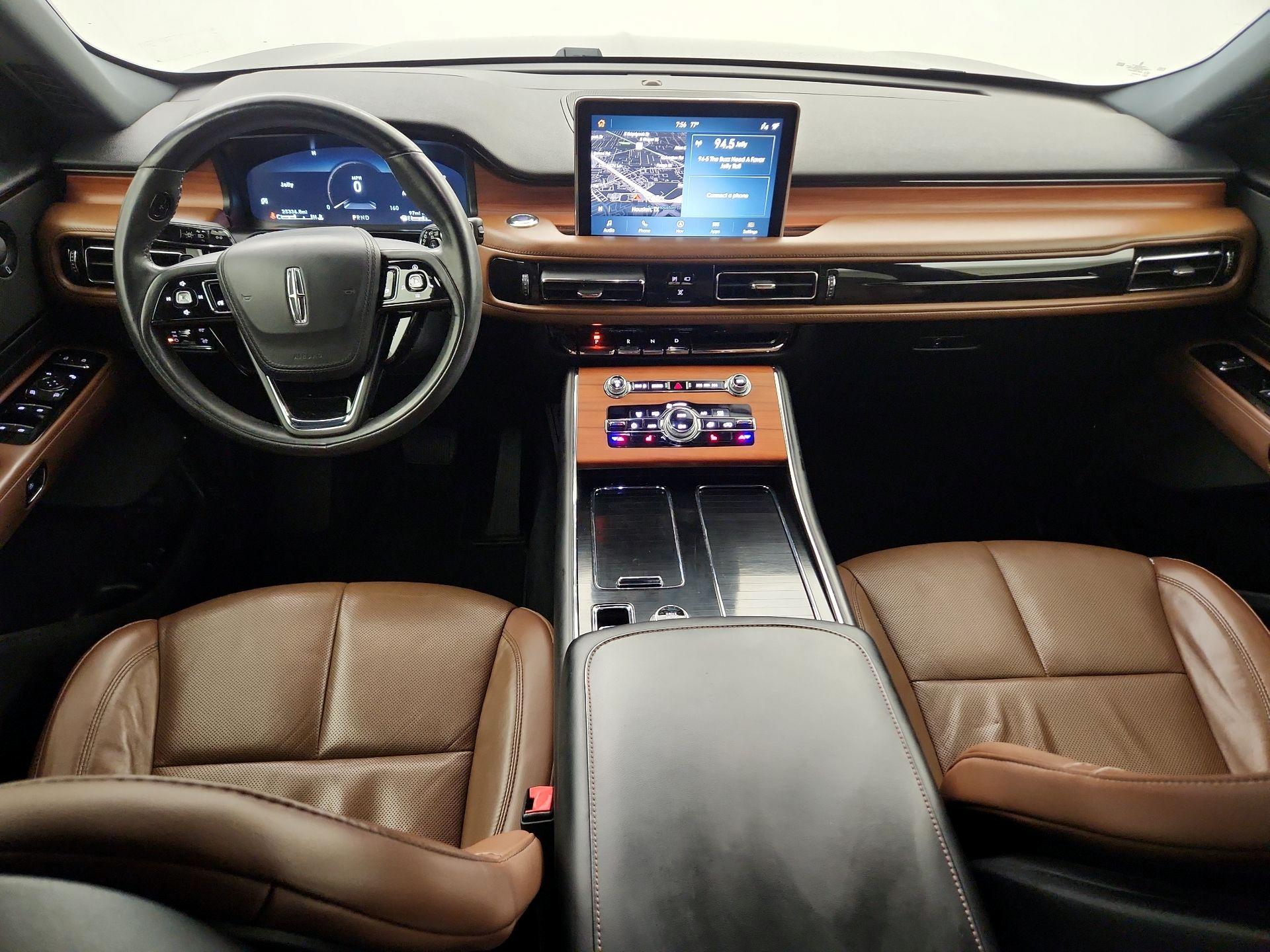 Thumbnail: 2020 Lincoln Aviator - 8