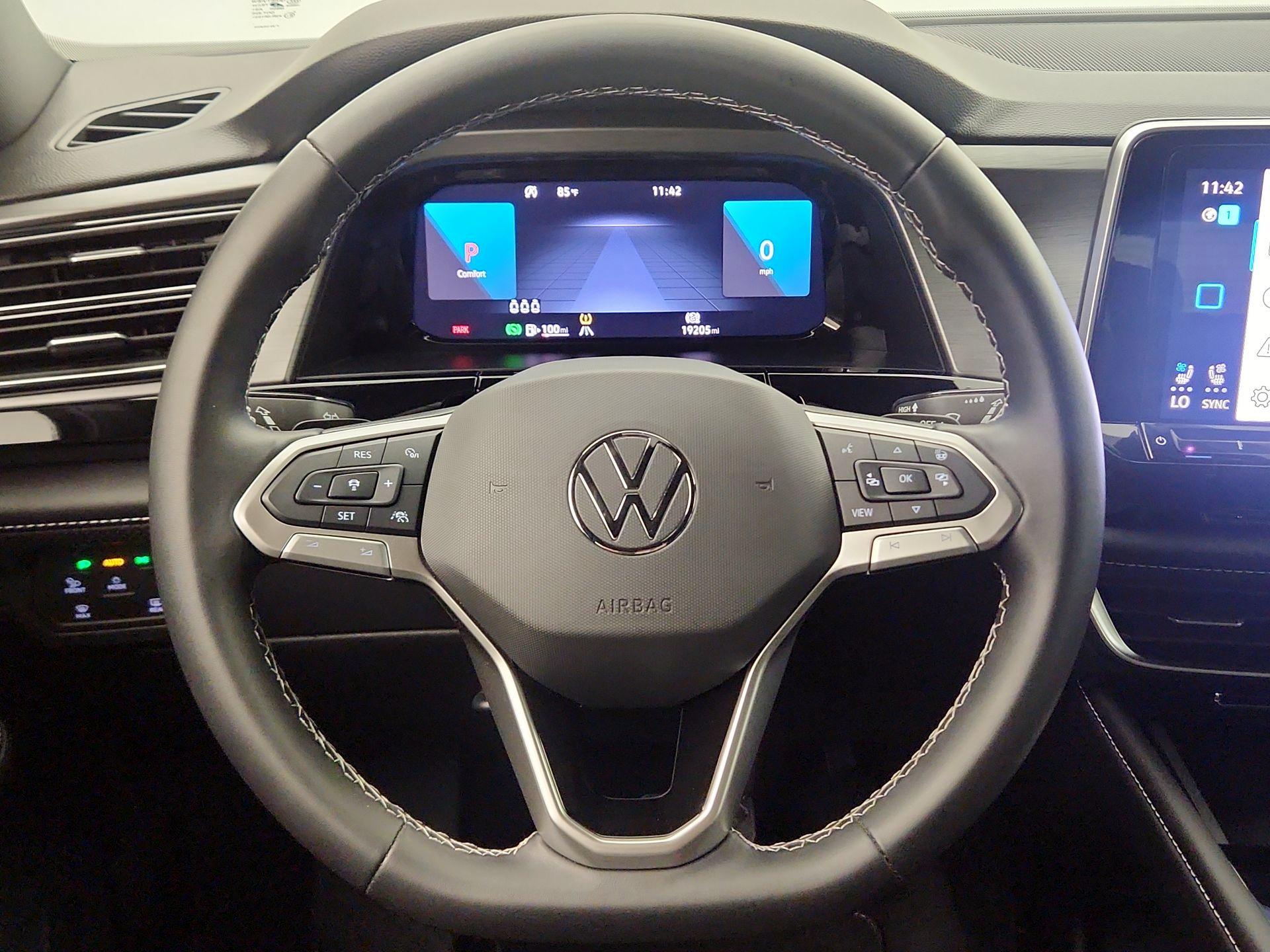 Thumbnail: 2024 Volkswagen Atlas - 10