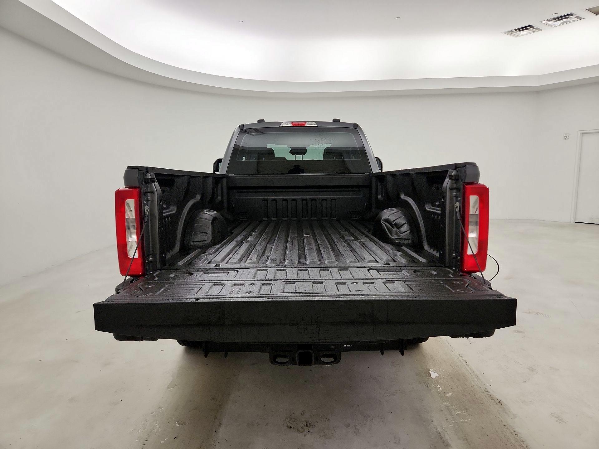 Thumbnail: 2025 Ford F-250 - 18