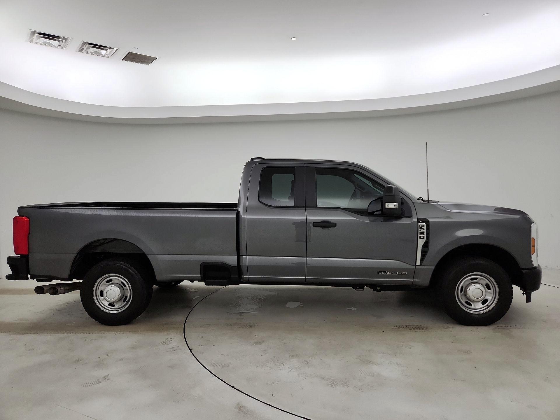 Thumbnail: 2025 Ford F-250 - 4
