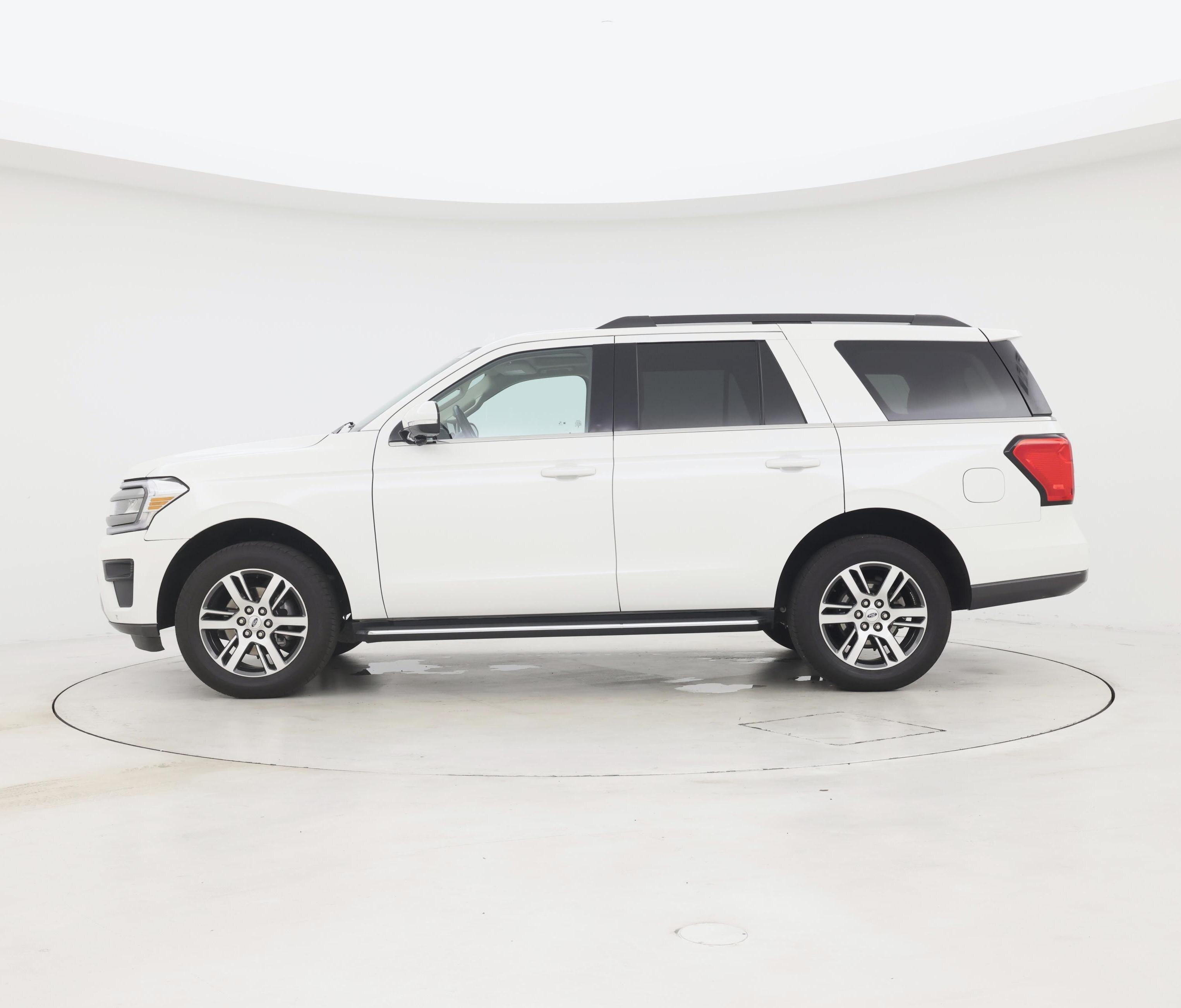Thumbnail: 2023 Ford Expedition - 3