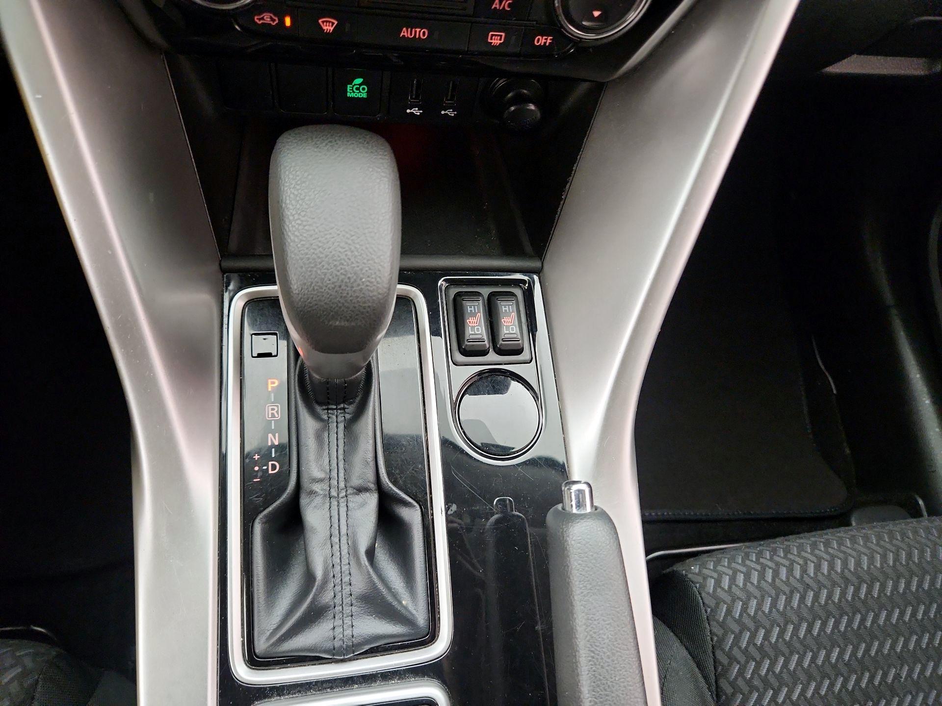 Thumbnail: 2020 Mitsubishi Eclipse Cross - 17
