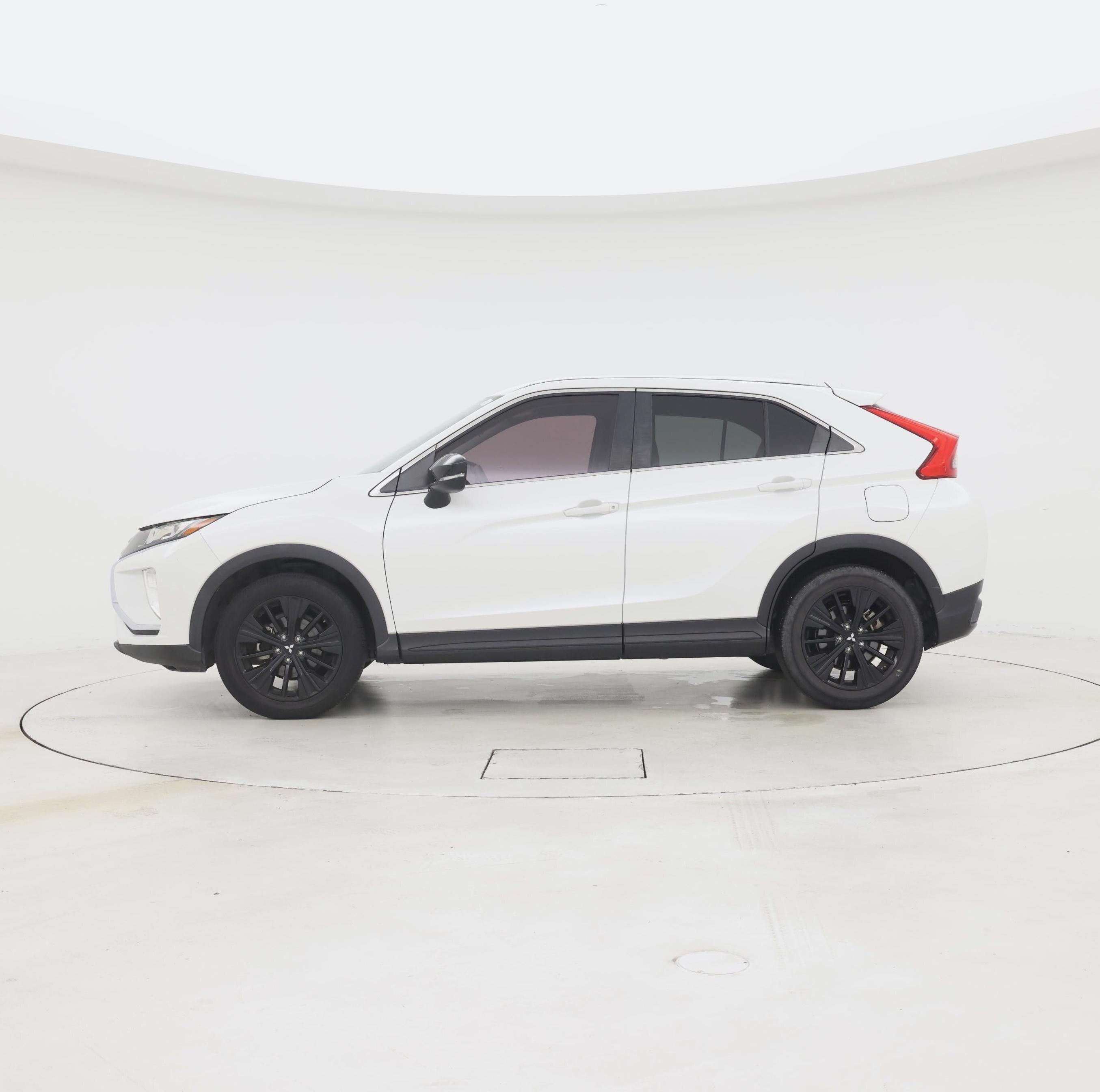 Thumbnail: 2020 Mitsubishi Eclipse Cross - 3
