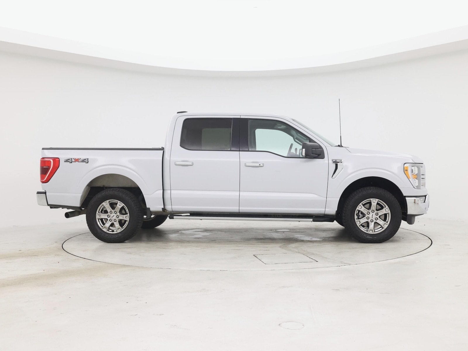 2021 Ford F-150 XLT - Photo 8