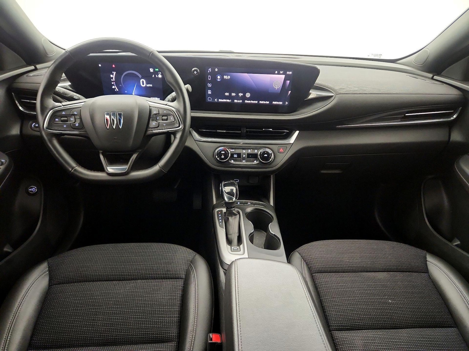 2025 Buick Envista Preferred - Photo 10