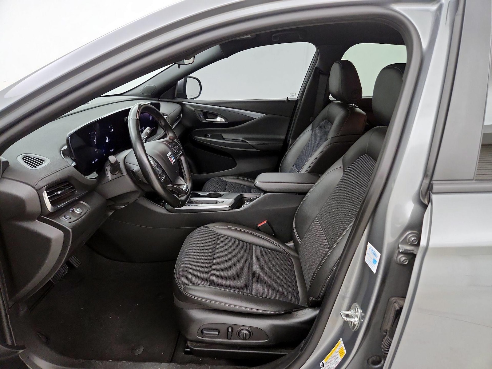 2025 Buick Envista Preferred - Photo 12
