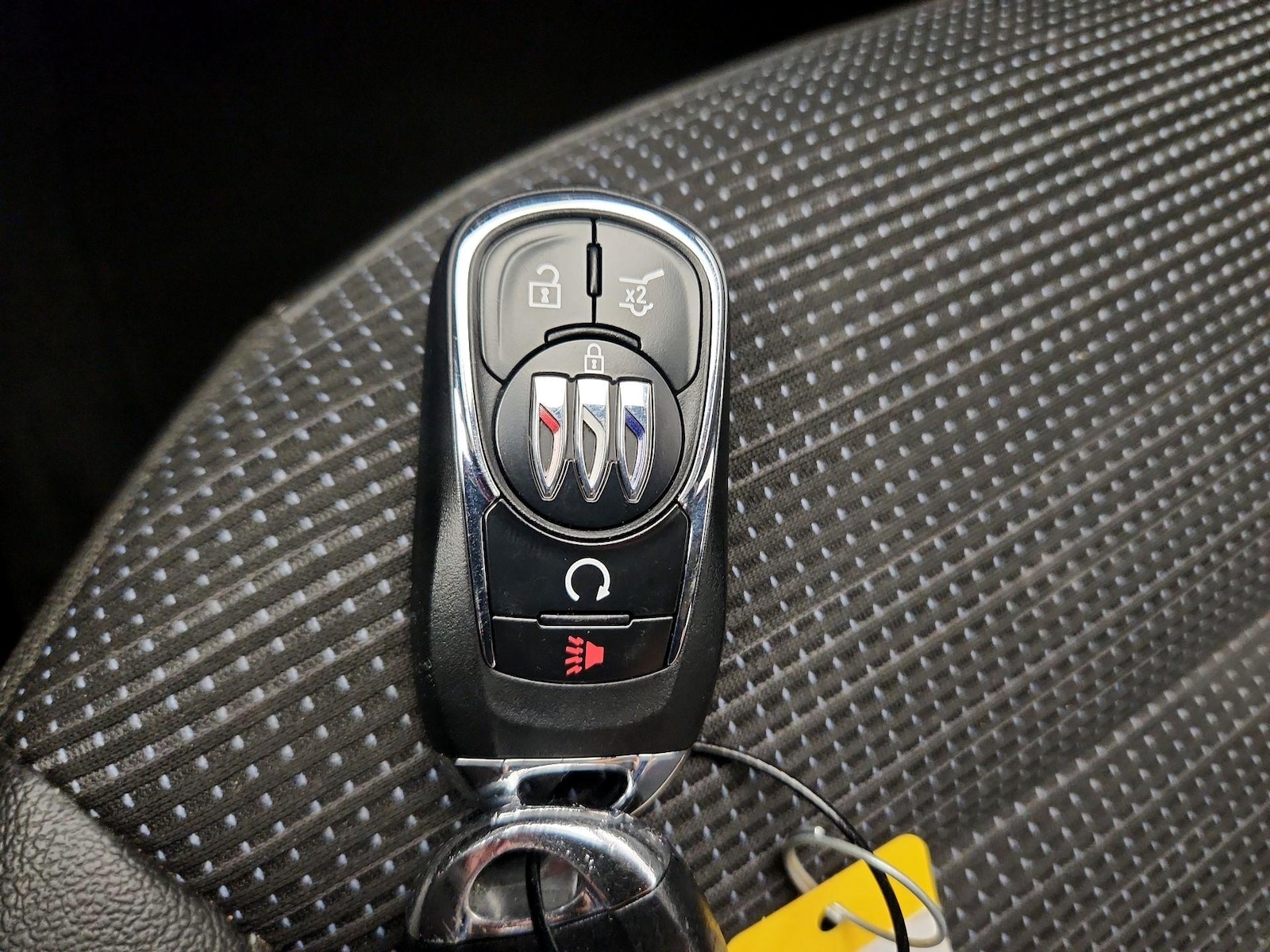 2025 Buick Envista Preferred - Photo 23