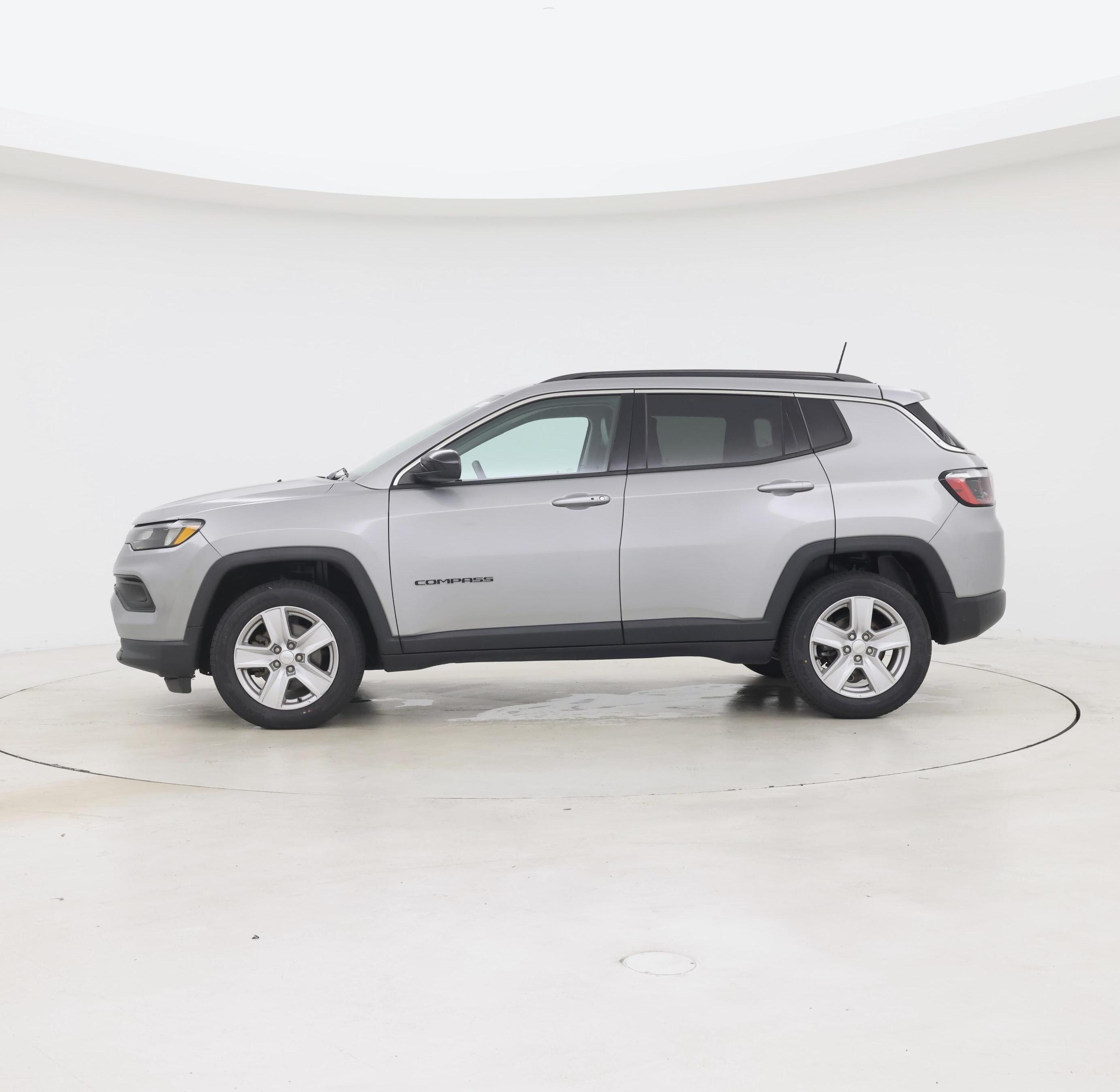 Thumbnail: 2022 Jeep Compass - 3