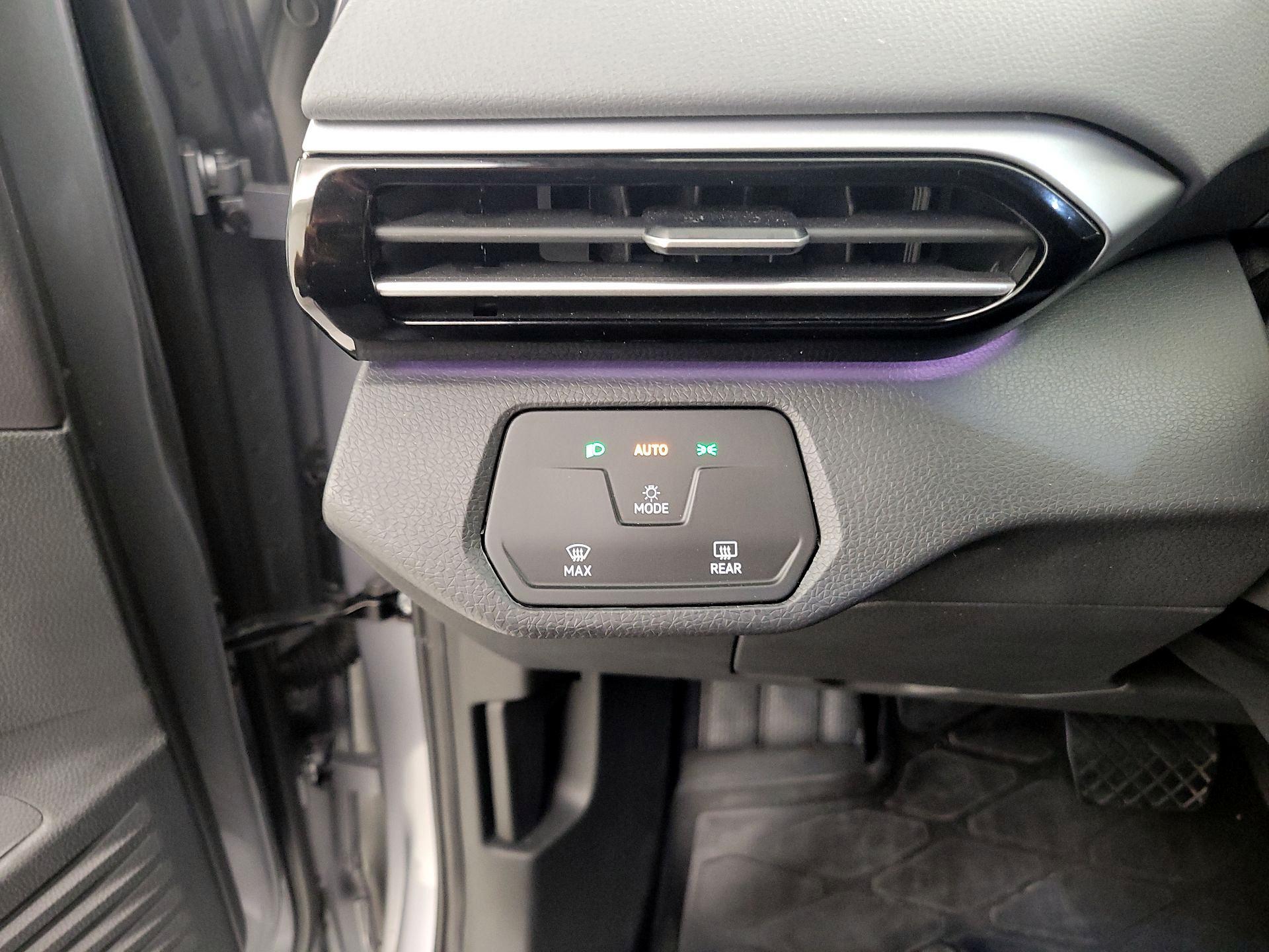 Thumbnail: 2024 Volkswagen ID.4 - 13