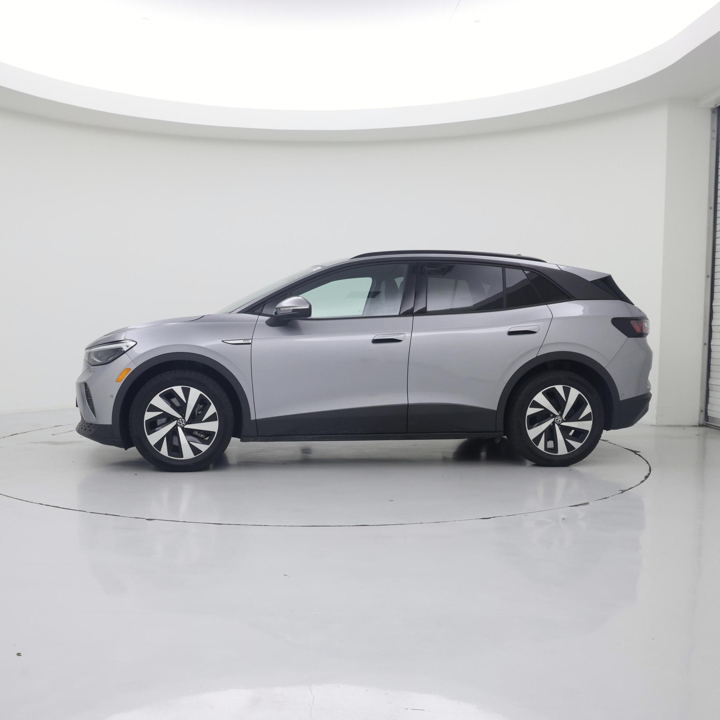 Thumbnail: 2024 Volkswagen ID.4 - 3