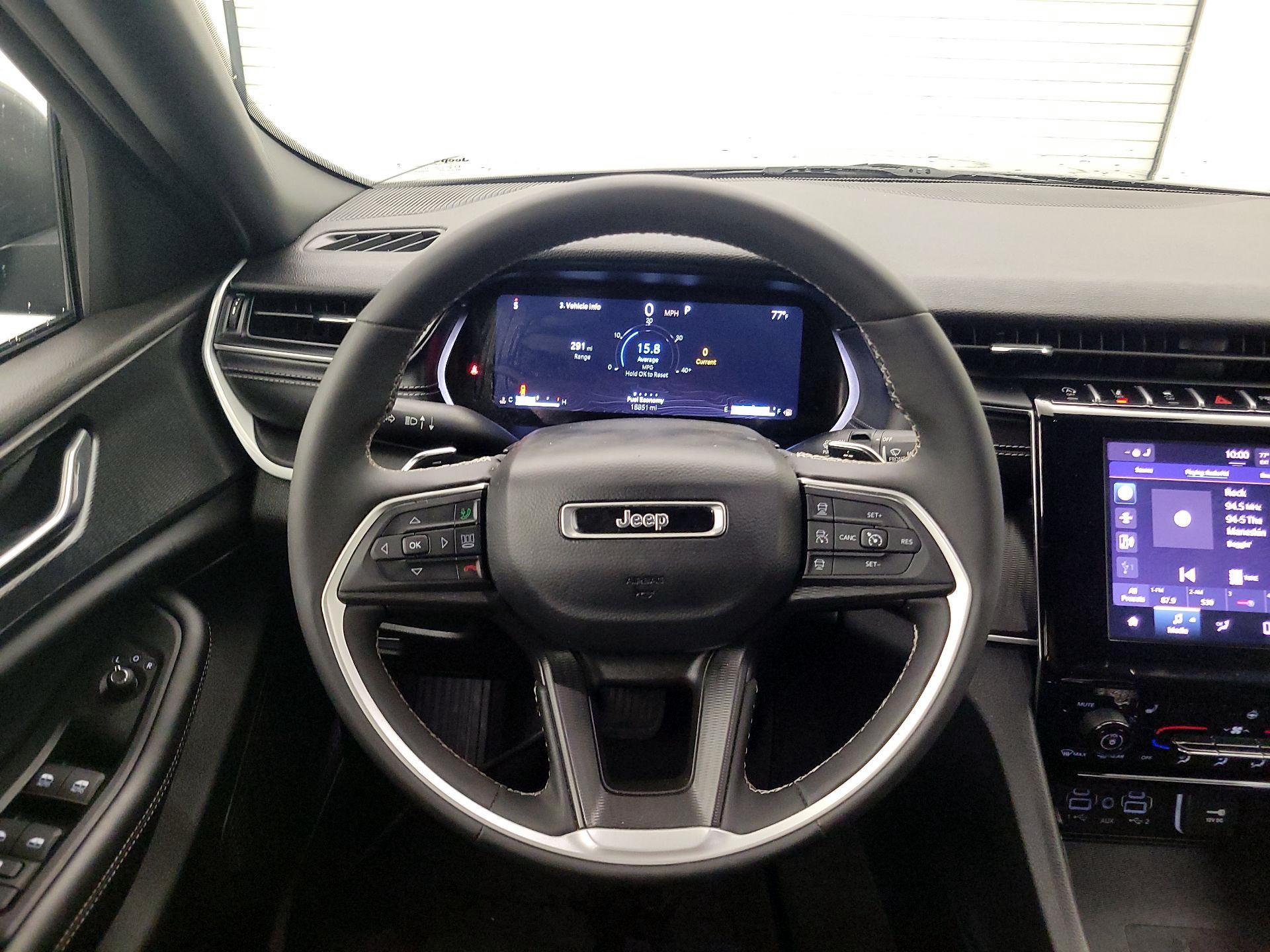 Thumbnail: 2024 Jeep Grand Cherokee L - 10