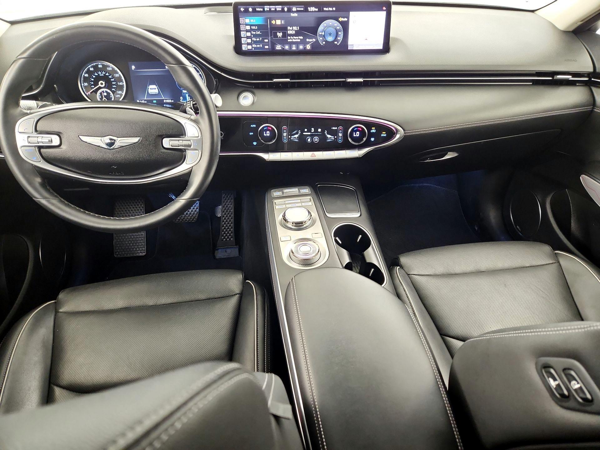Thumbnail: 2022 Genesis GV70 - 9