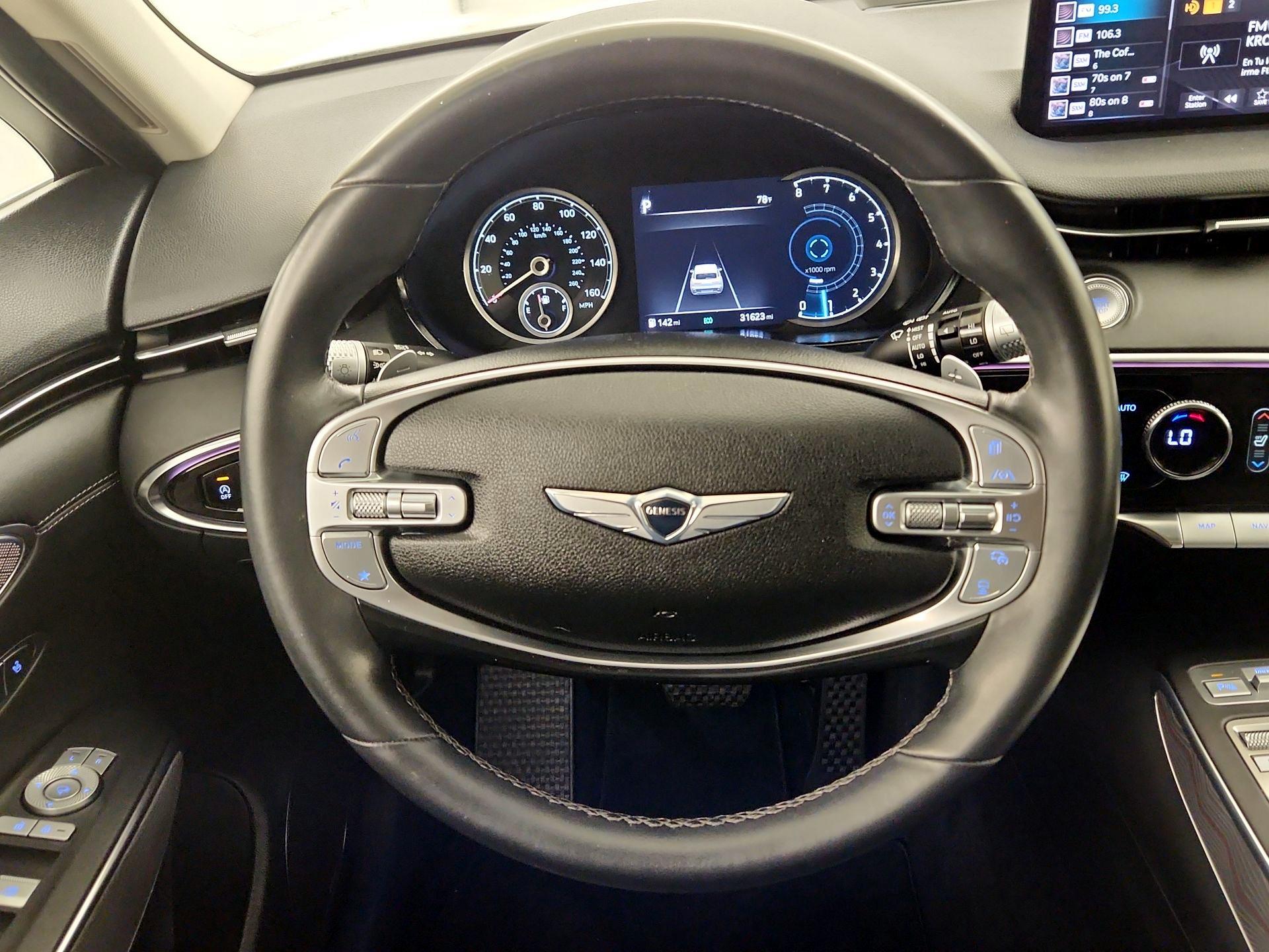 Thumbnail: 2022 Genesis GV70 - 10