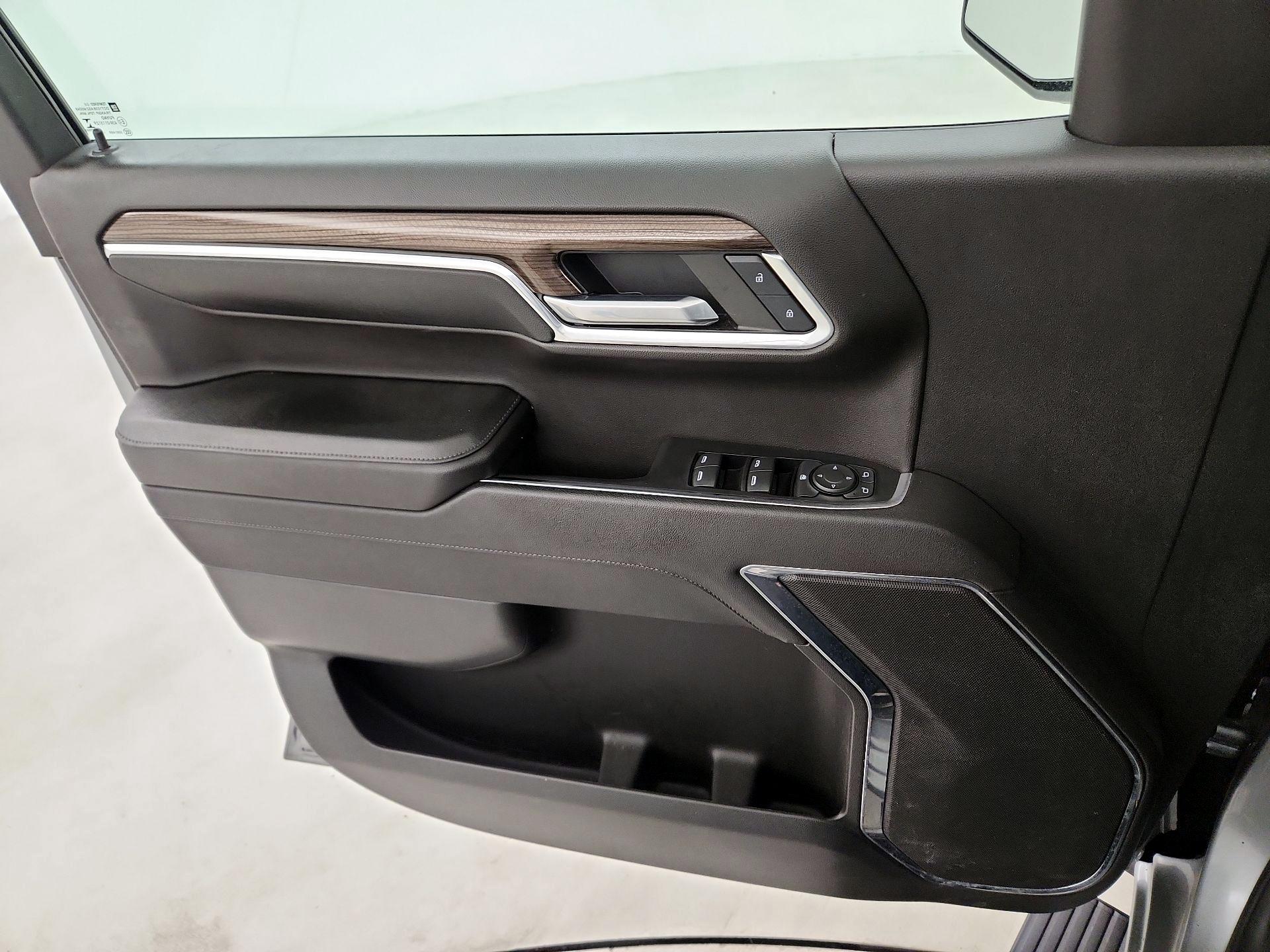 Thumbnail: 2023 Chevrolet Silverado 1500 - 10