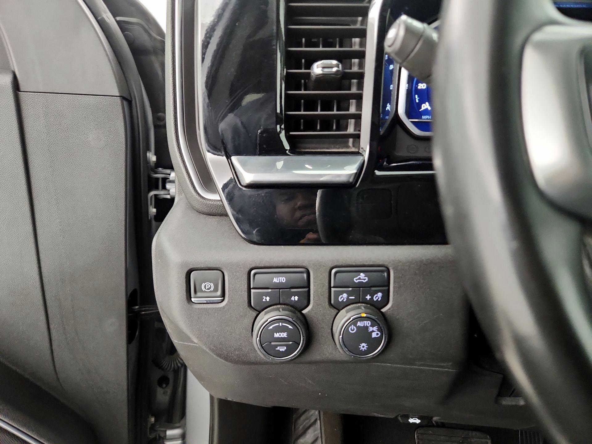 Thumbnail: 2023 Chevrolet Silverado 1500 - 11