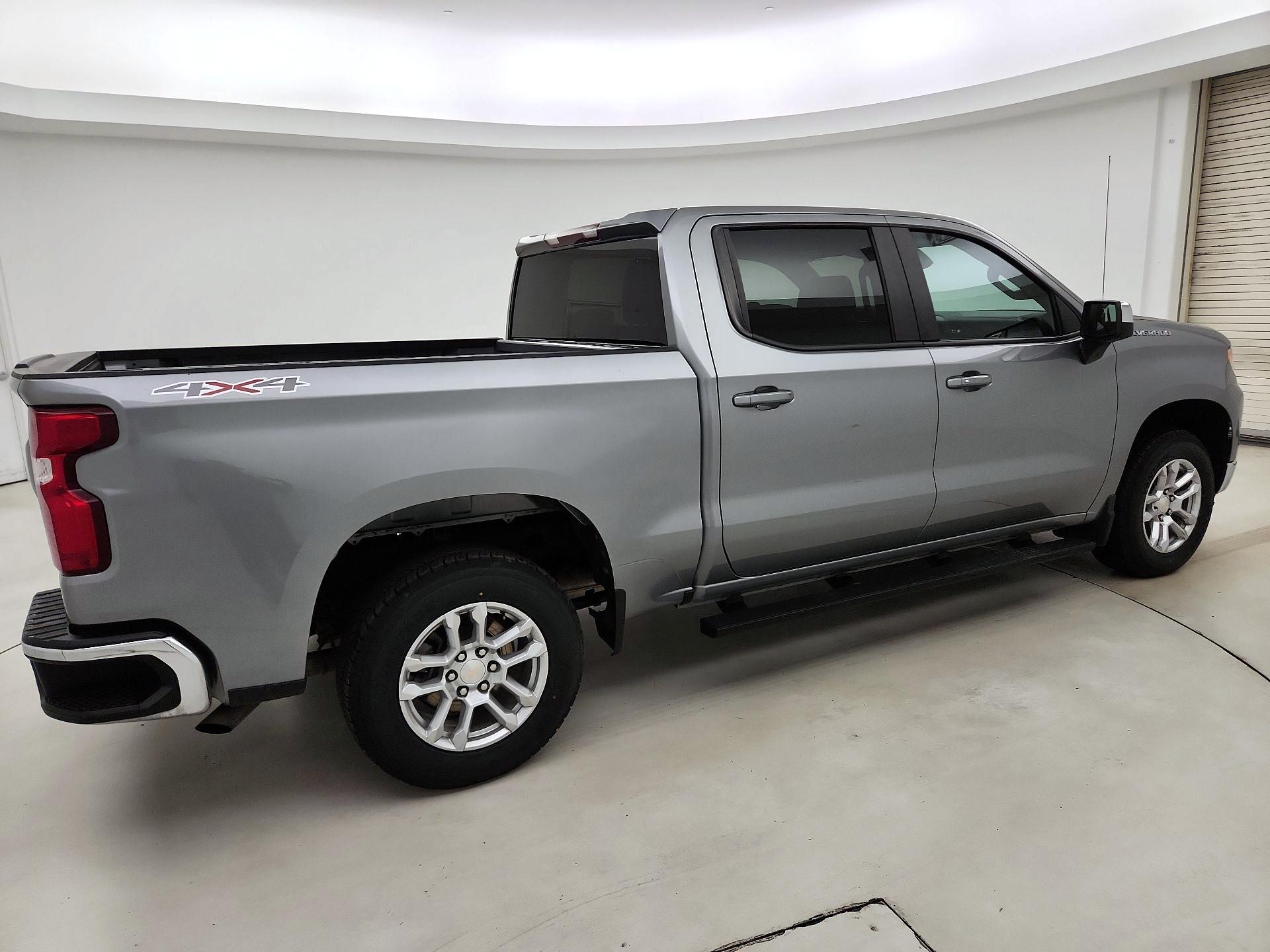 Thumbnail: 2023 Chevrolet Silverado 1500 - 4