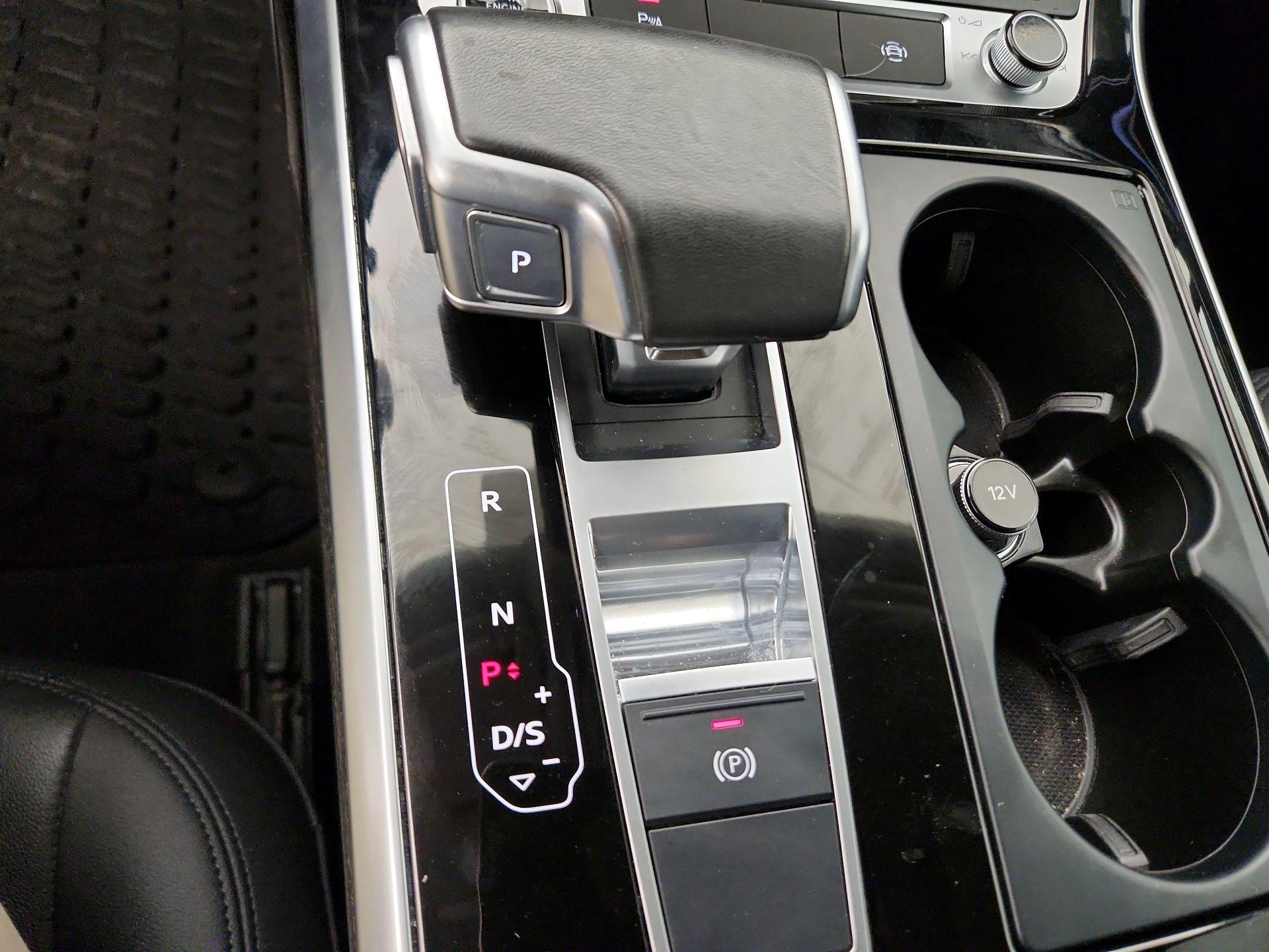 Thumbnail: 2022 Audi Q7 - 18