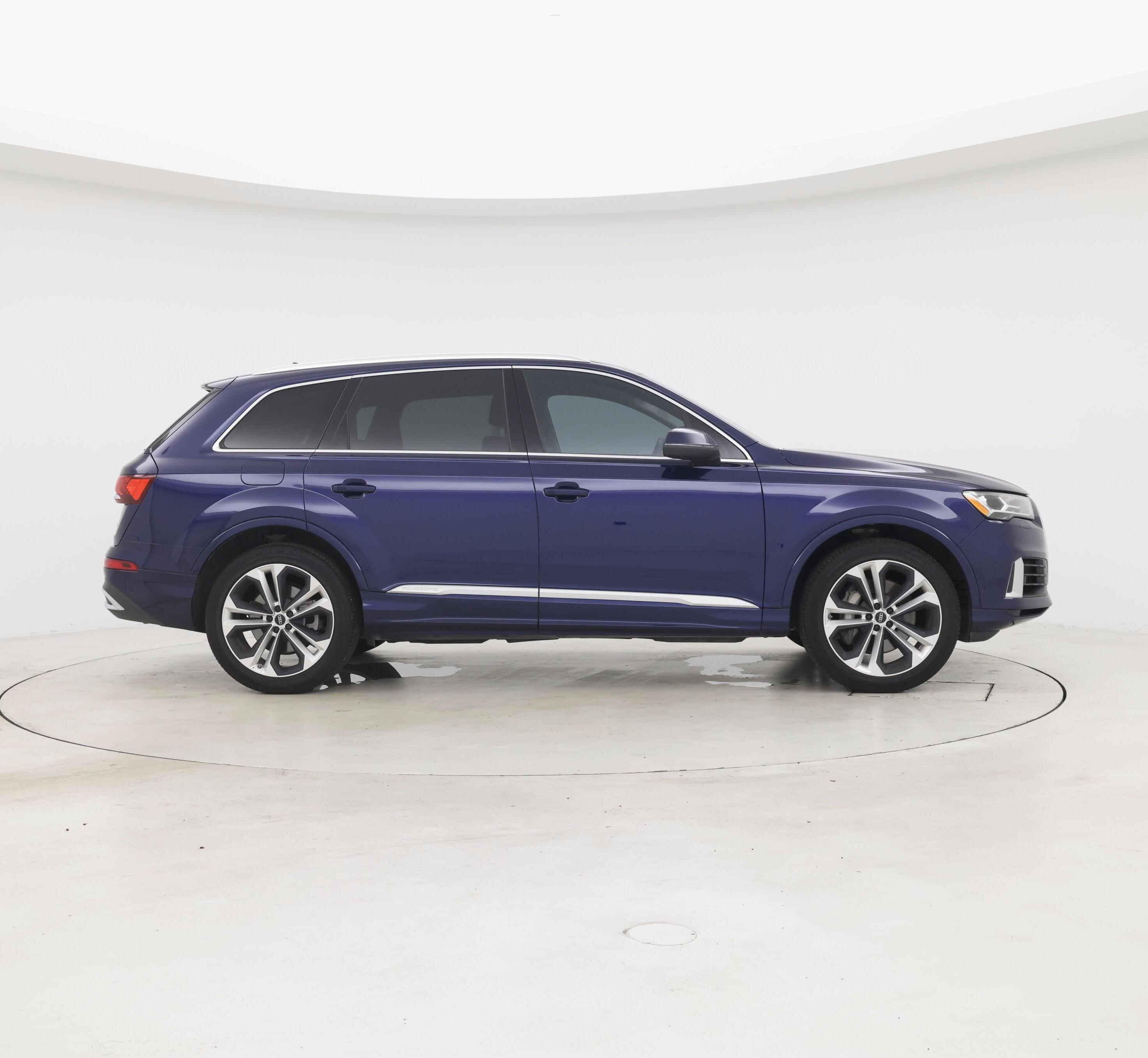 Thumbnail: 2022 Audi Q7 - 7