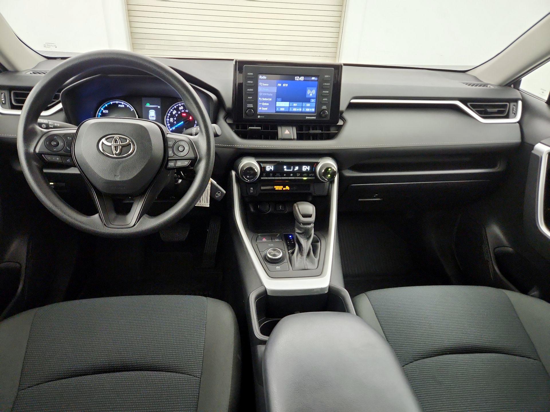 Thumbnail: 2022 Toyota RAV4 - 8