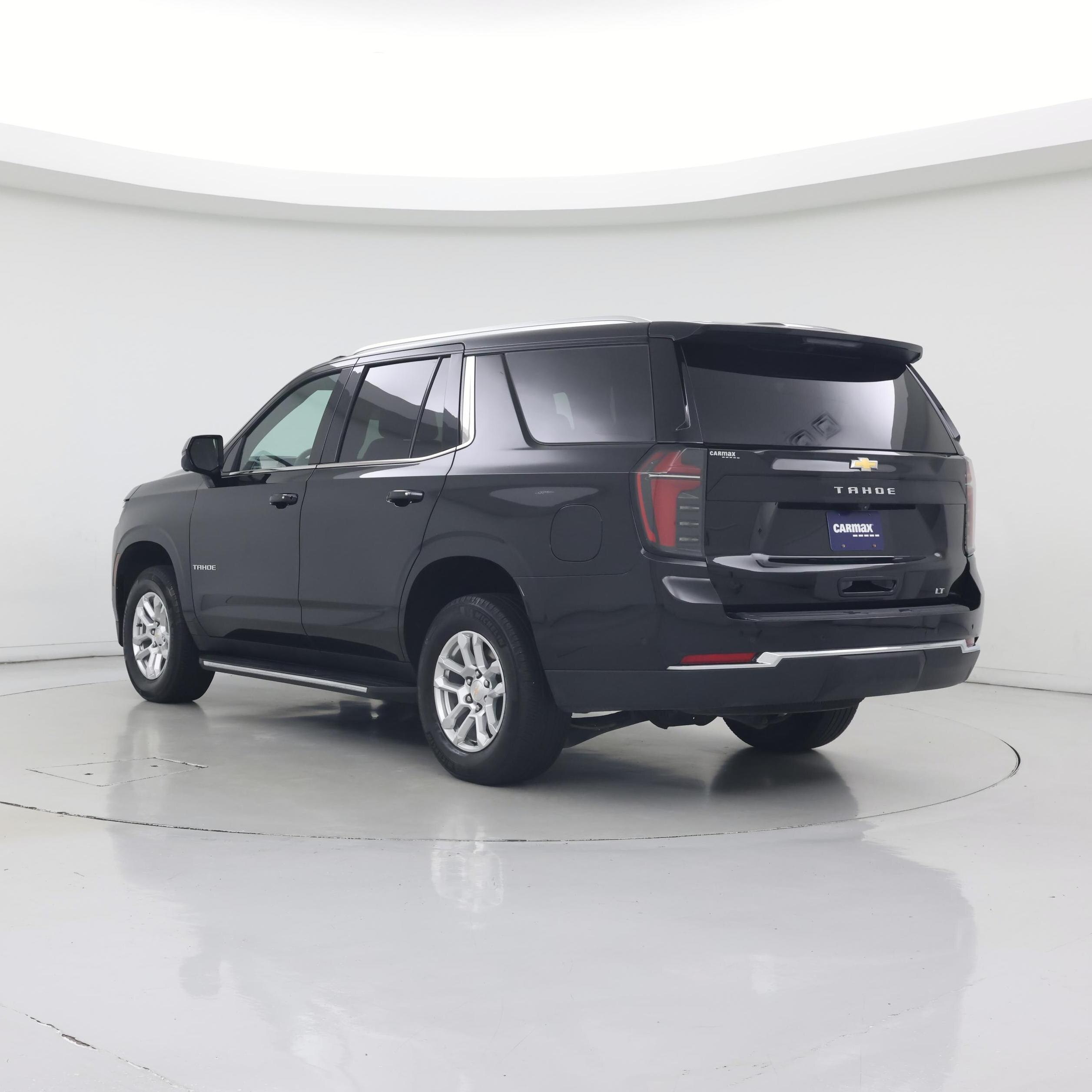 Thumbnail: 2025 Chevrolet Tahoe - 2